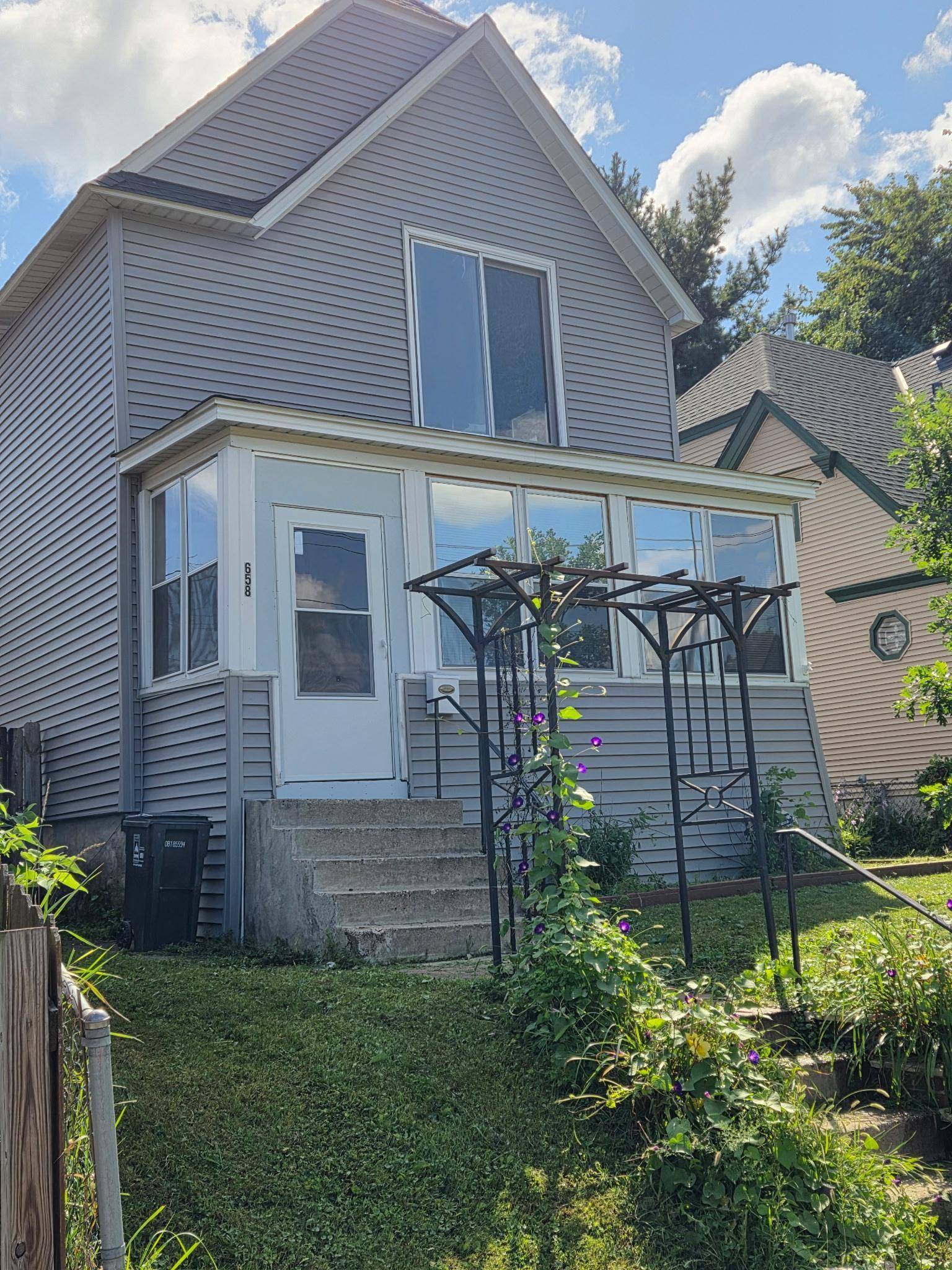 Saint Paul, MN 55107,658 Bellows ST