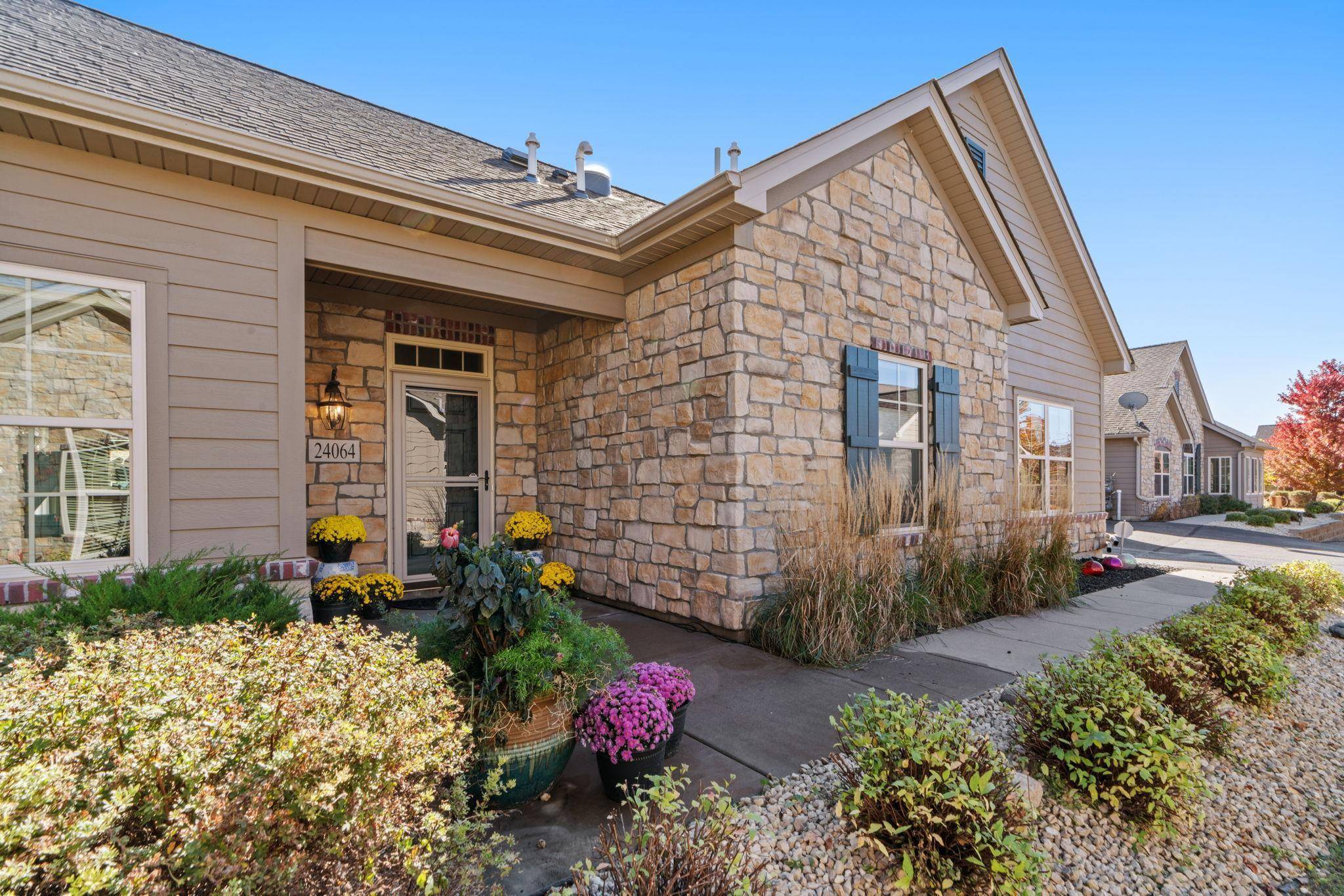 Rogers, MN 55374,24064 Rivers Edge RD