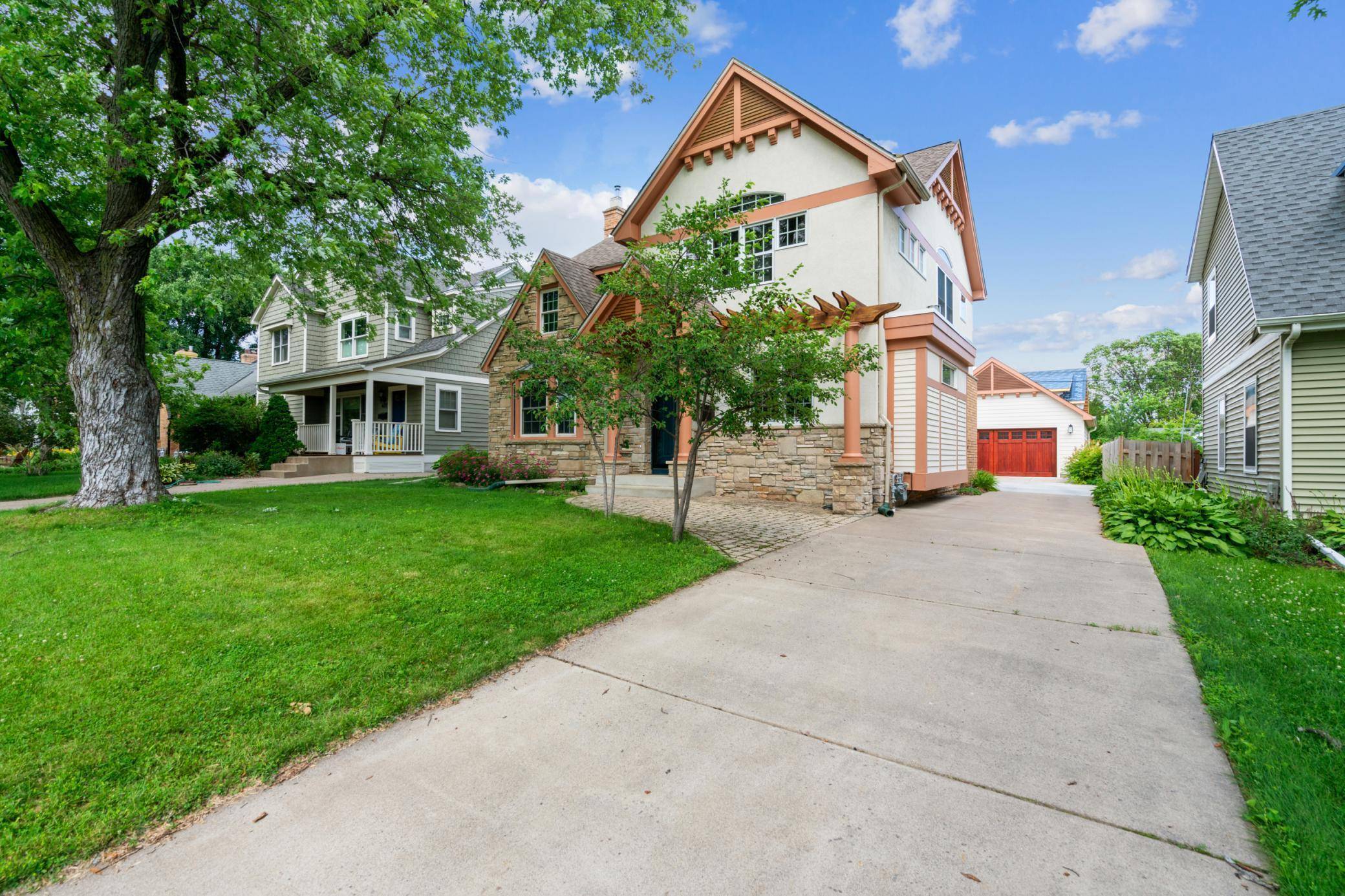 Edina, MN 55416,4013 Natchez AVE
