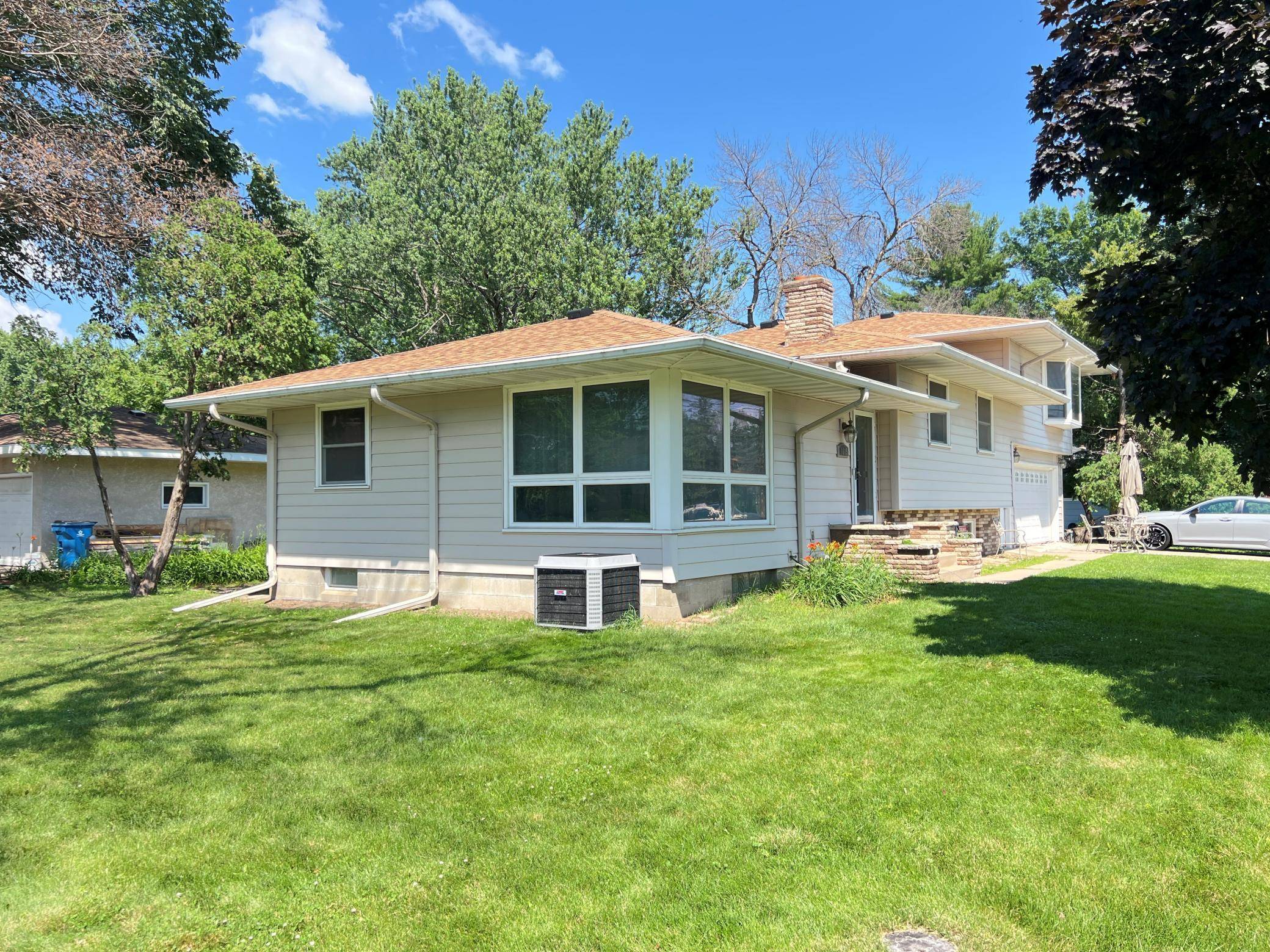 White Bear Lake, MN 55110,1615 Birch Lake AVE