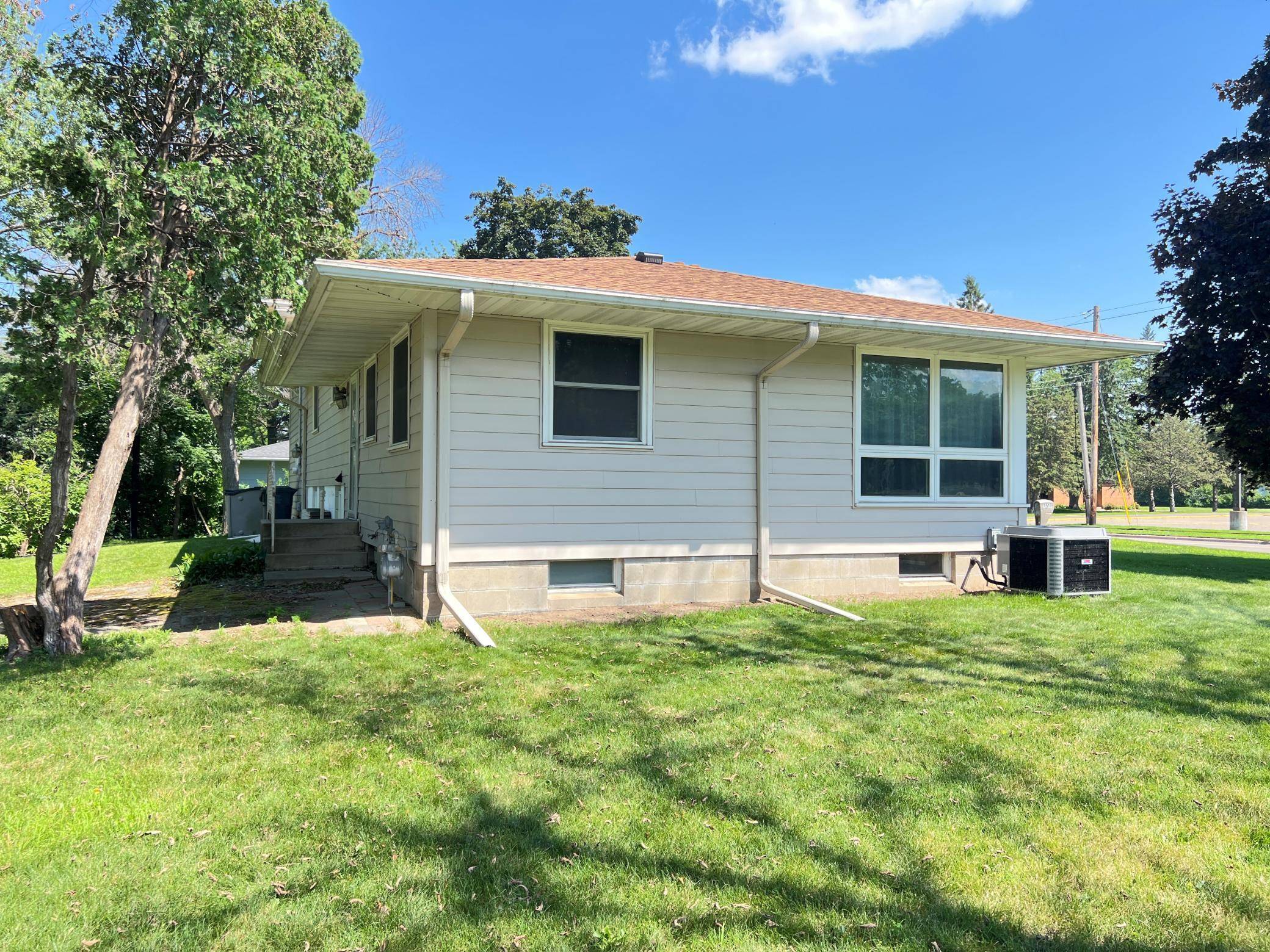 White Bear Lake, MN 55110,1615 Birch Lake AVE