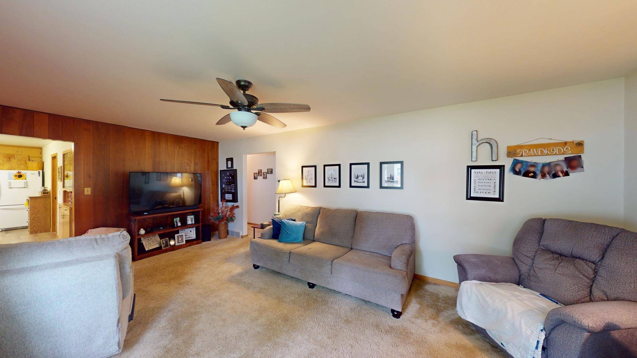 Albert Lea, MN 56007,1402 W Clark ST