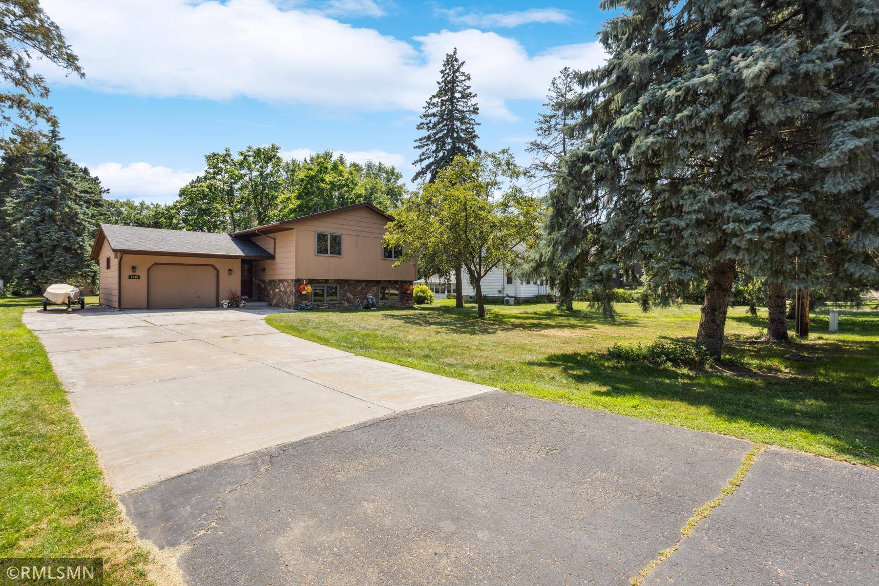 White Bear Lake, MN 55110,1734 Birch Lake AVE