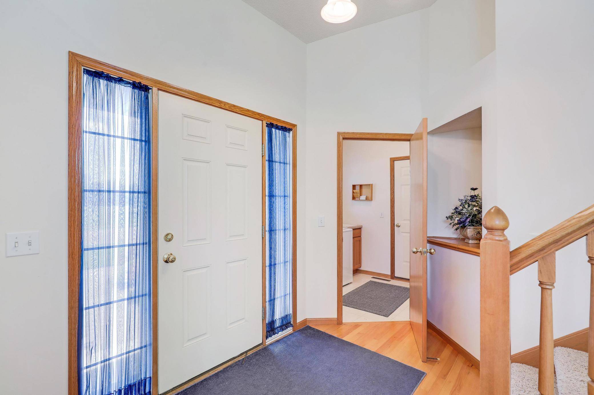 Albertville, MN 55301,10386 Kali AVE NE