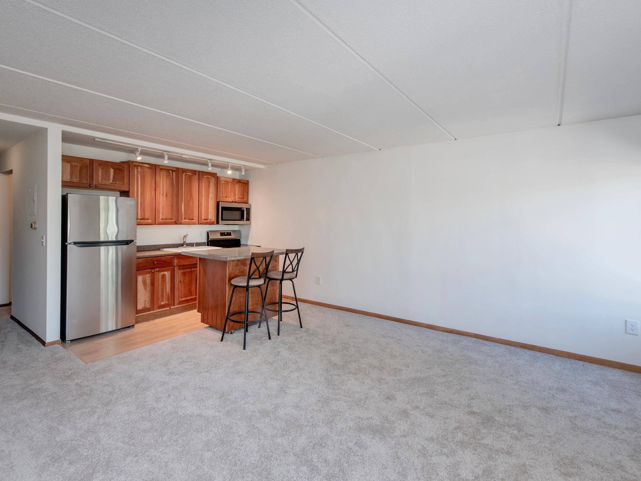 Oakdale, MN 55128,329 Geneva AVE N #403