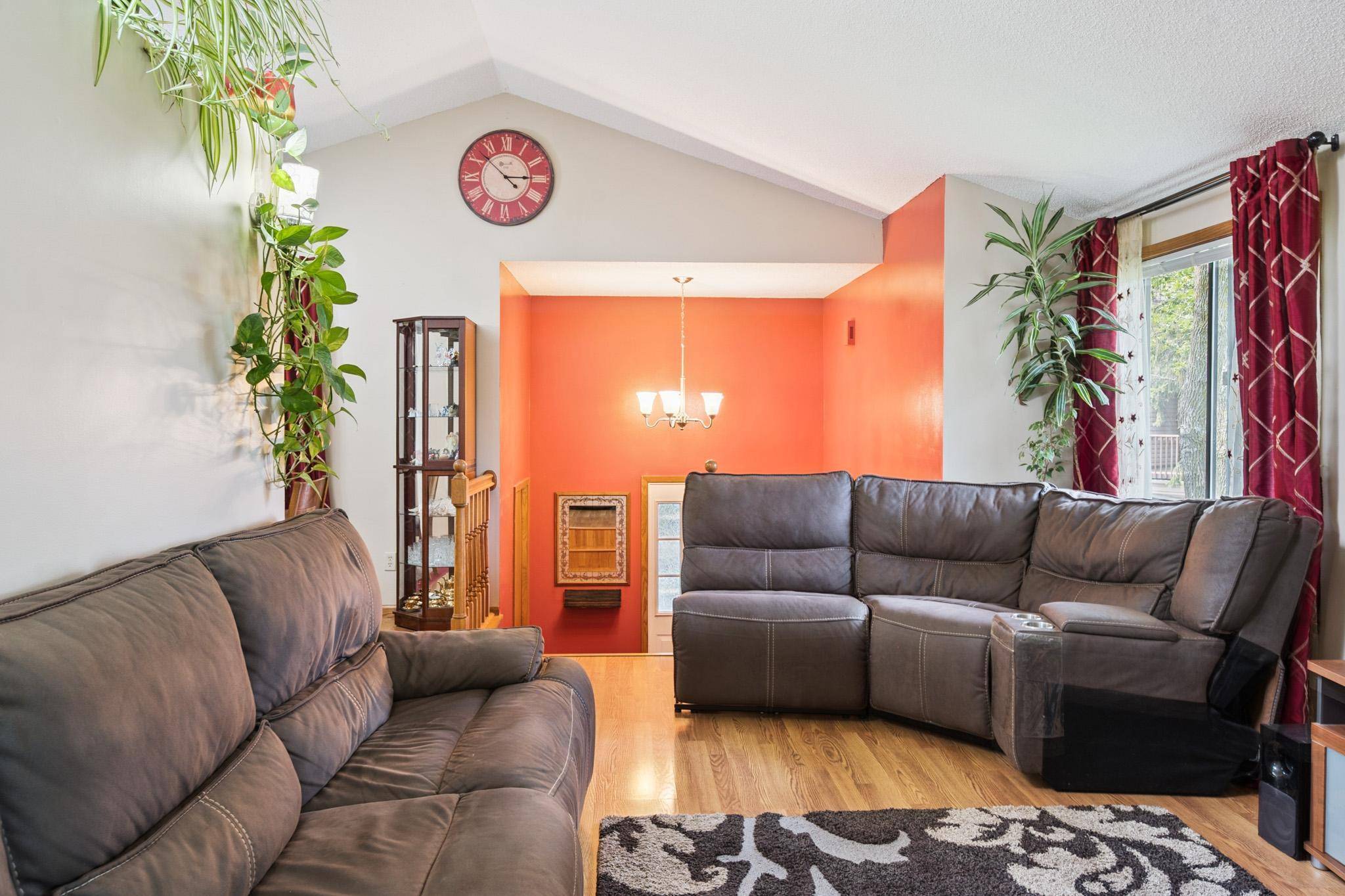Burnsville, MN 55337,13334 Court PL