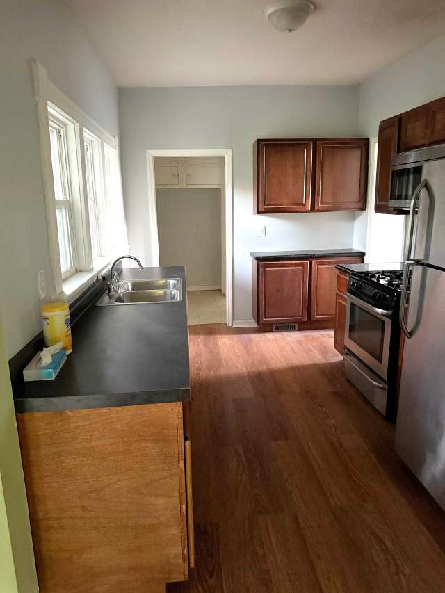 Saint Paul, MN 55107,663 Smith AVE S