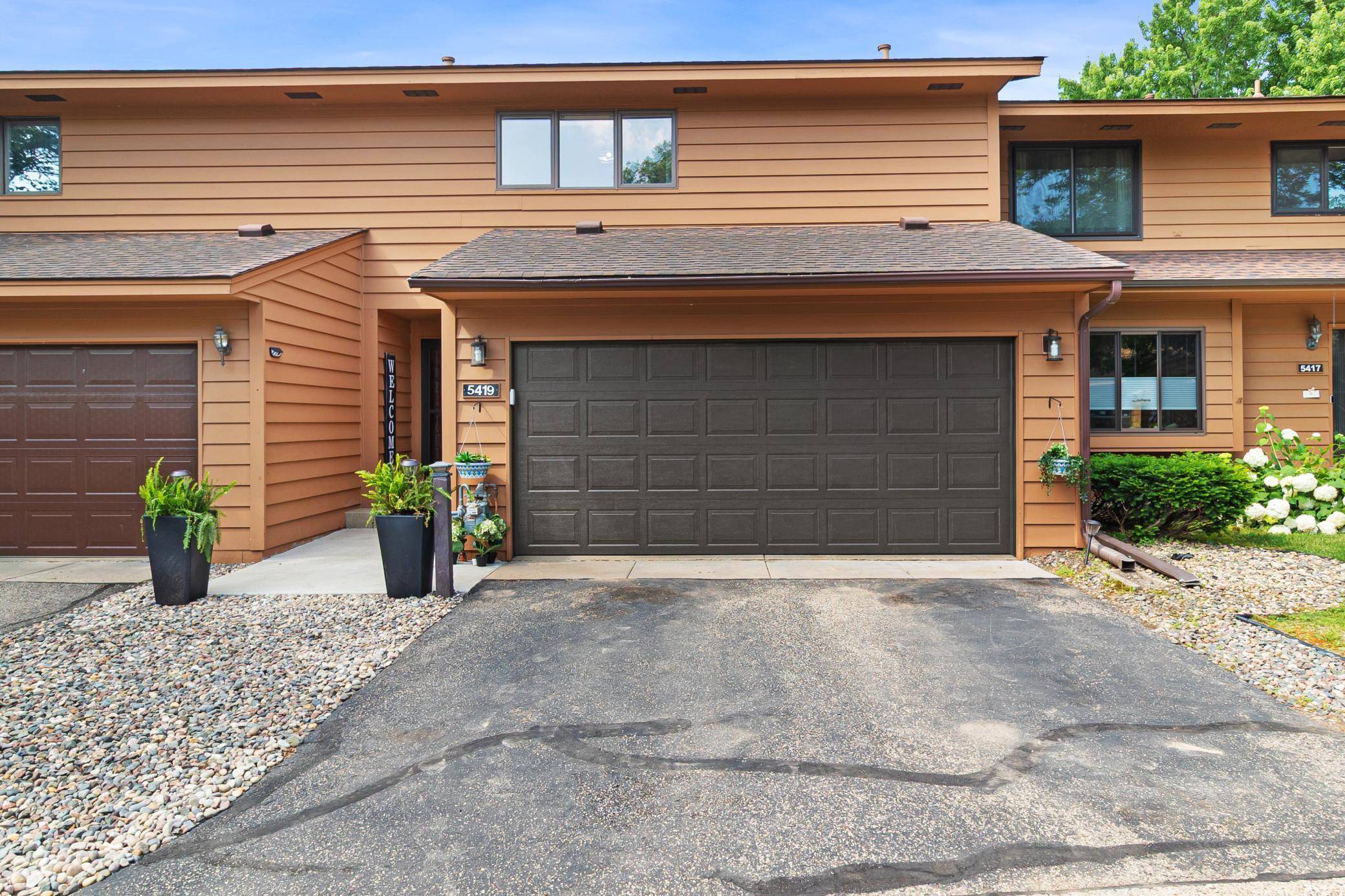 Apple Valley, MN 55124,5419 Upper 147th ST W
