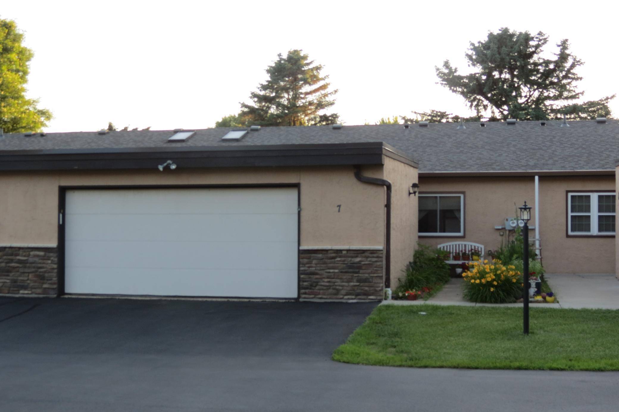 Cold Spring, MN 56320,912 3rd ST N #7