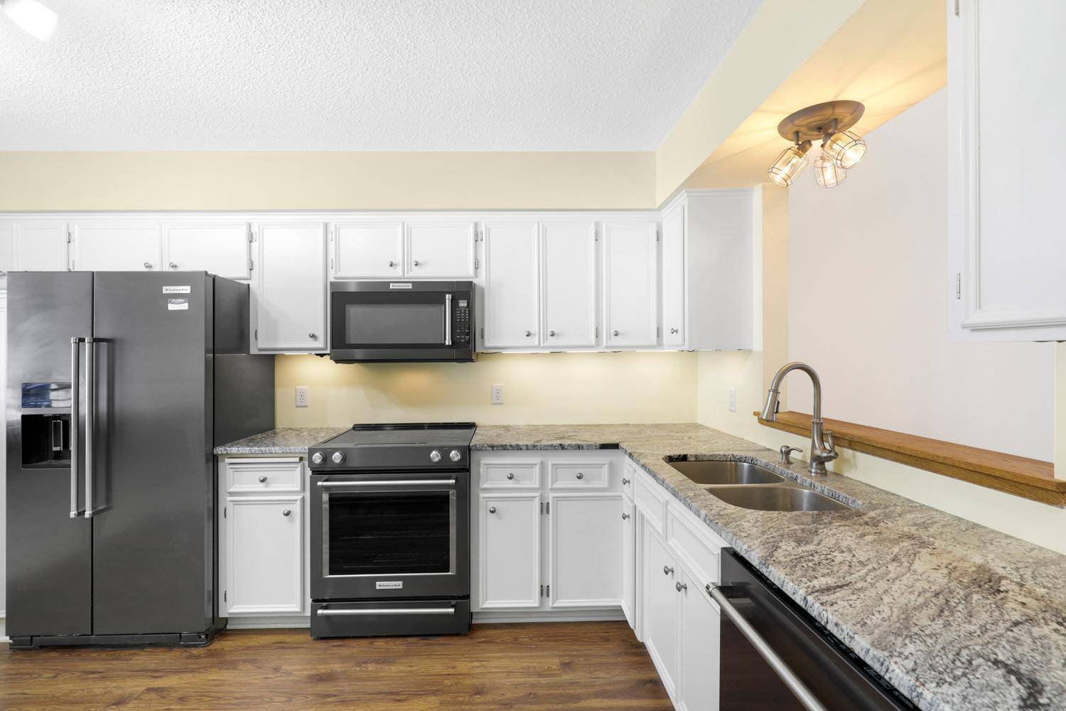 Mounds View, MN 55112,2672 Lake Court DR #58