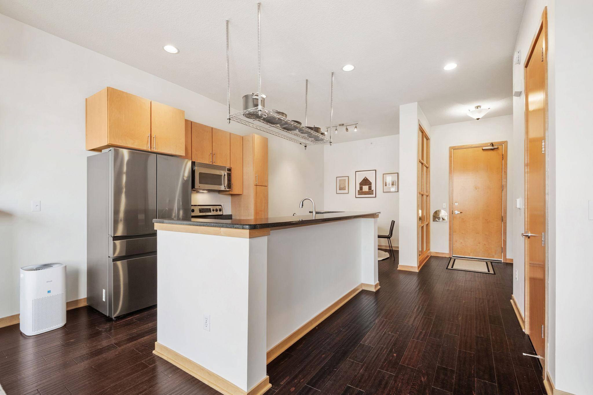 Saint Louis Park, MN 55416,3640 Wooddale AVE S #303