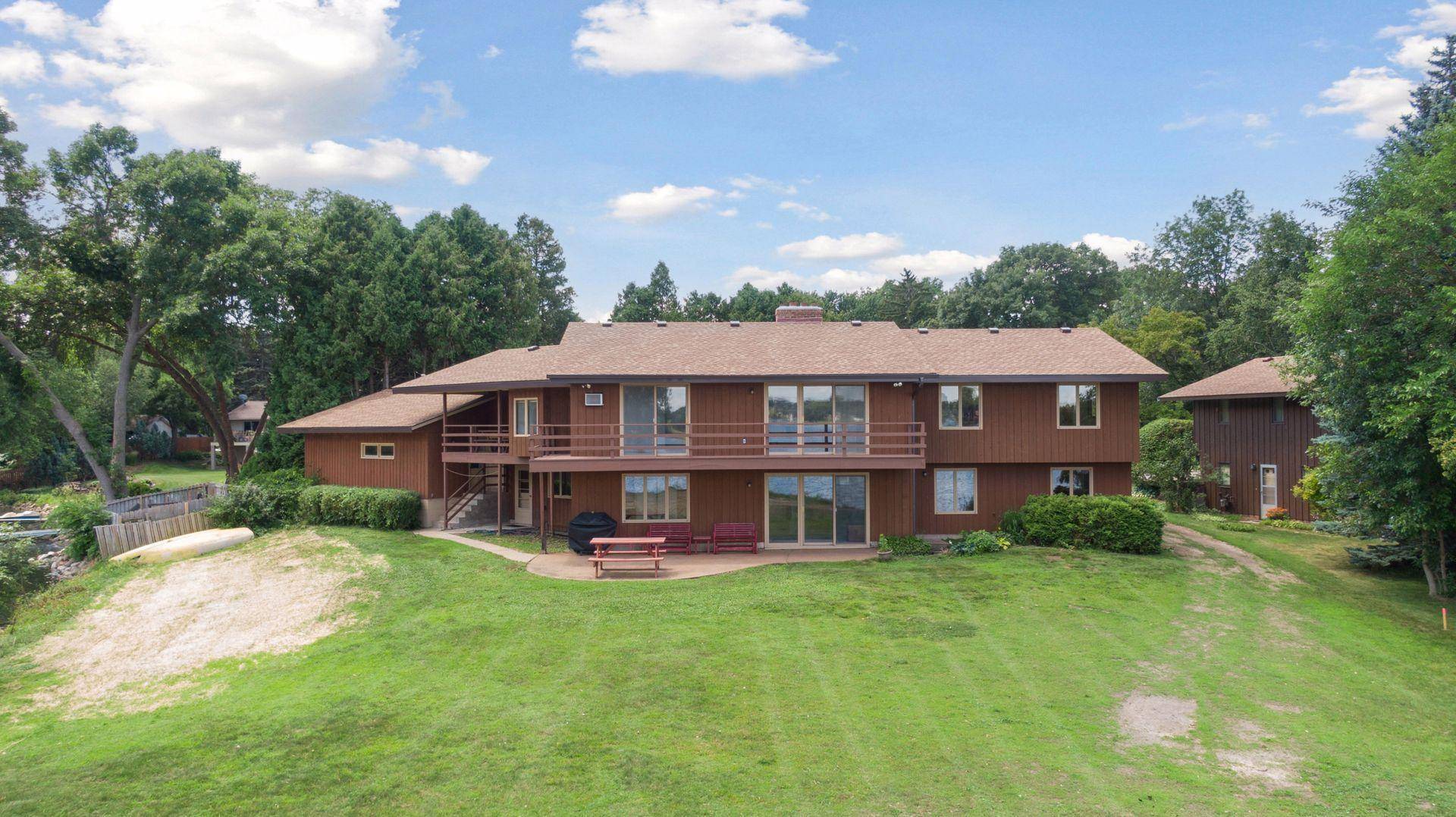 Roseville, MN 55113,3170 Sandy Hook DR