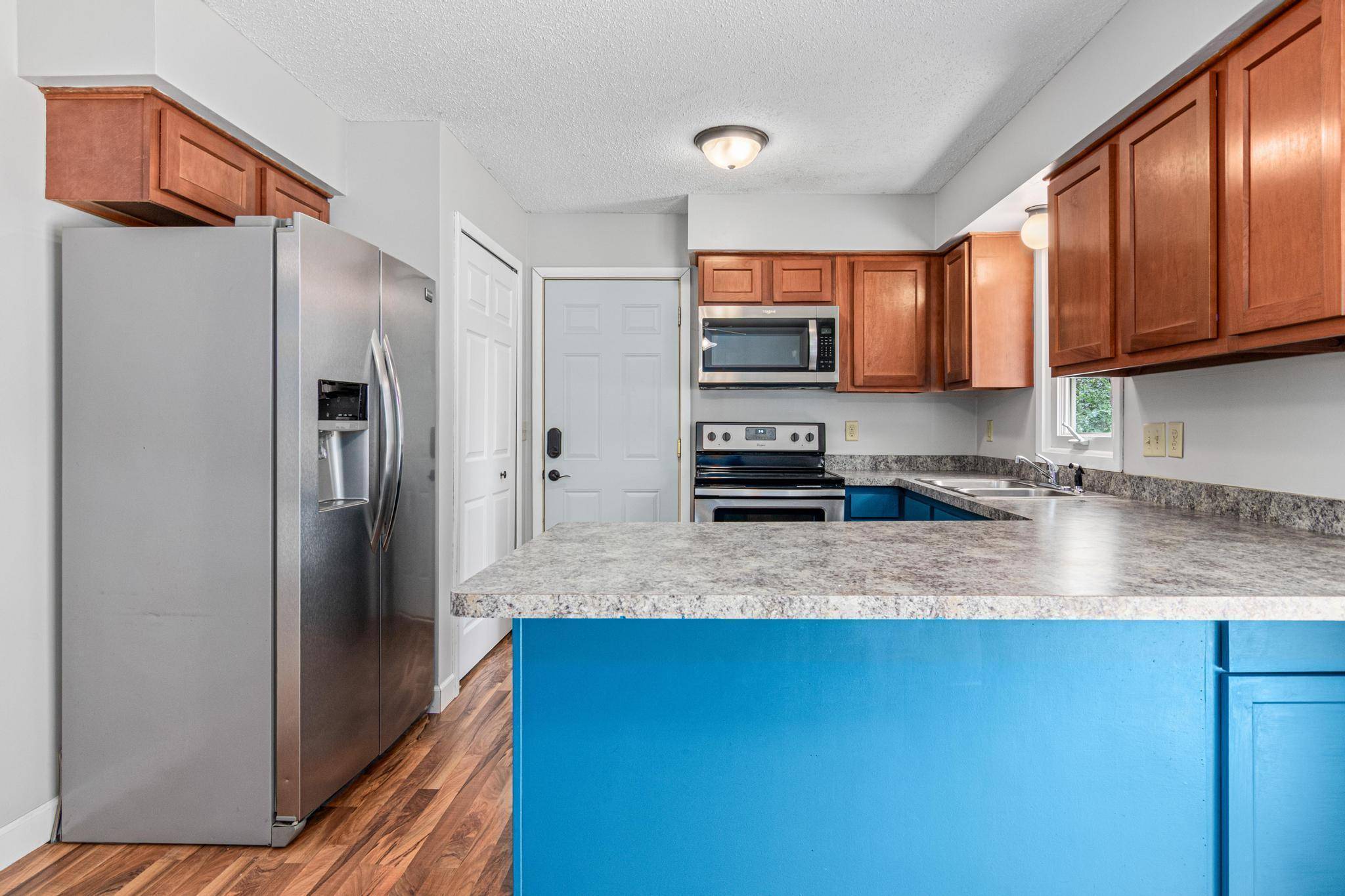 Mounds View, MN 55112,8210 Red Oak DR