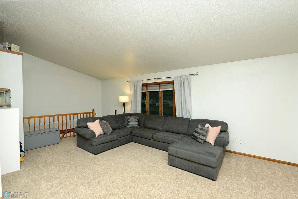 Mooreton, ND 58061,404 Ash DR