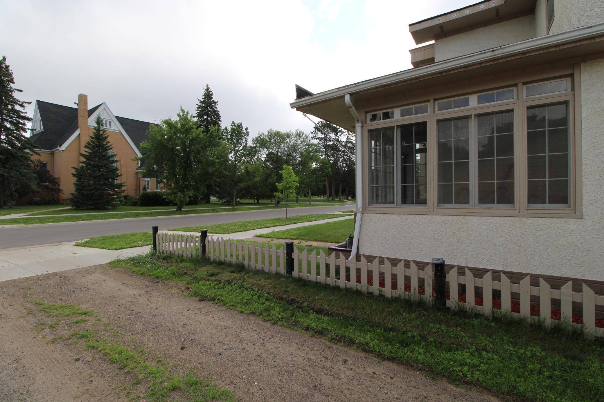 Brainerd, MN 56401,414 Juniper ST