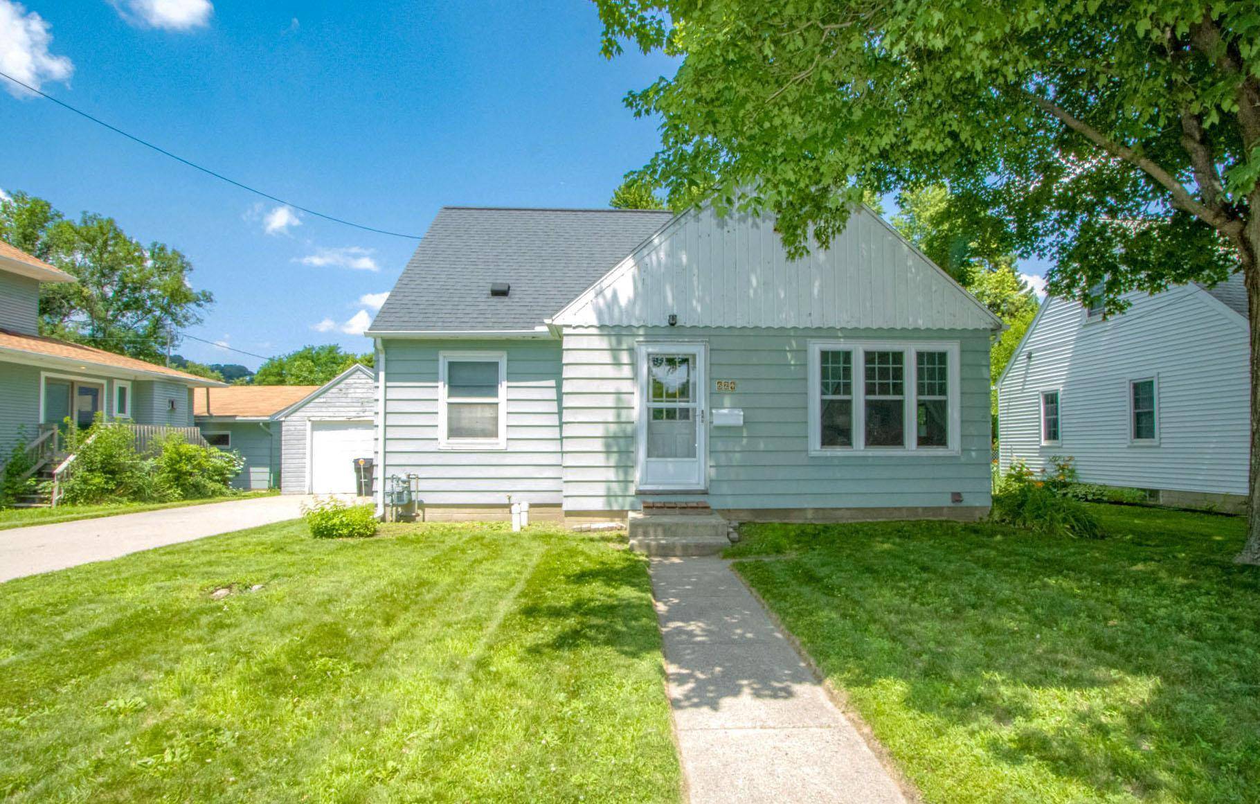 North Mankato, MN 56003,624 Garfield AVE