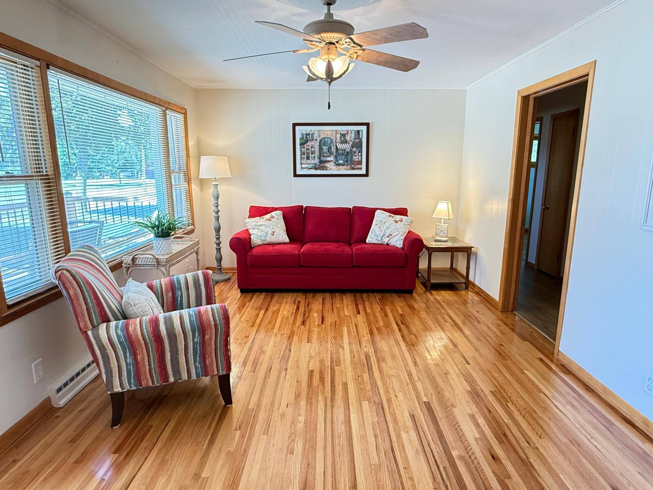 Fairmont, MN 56031,303 Day ST