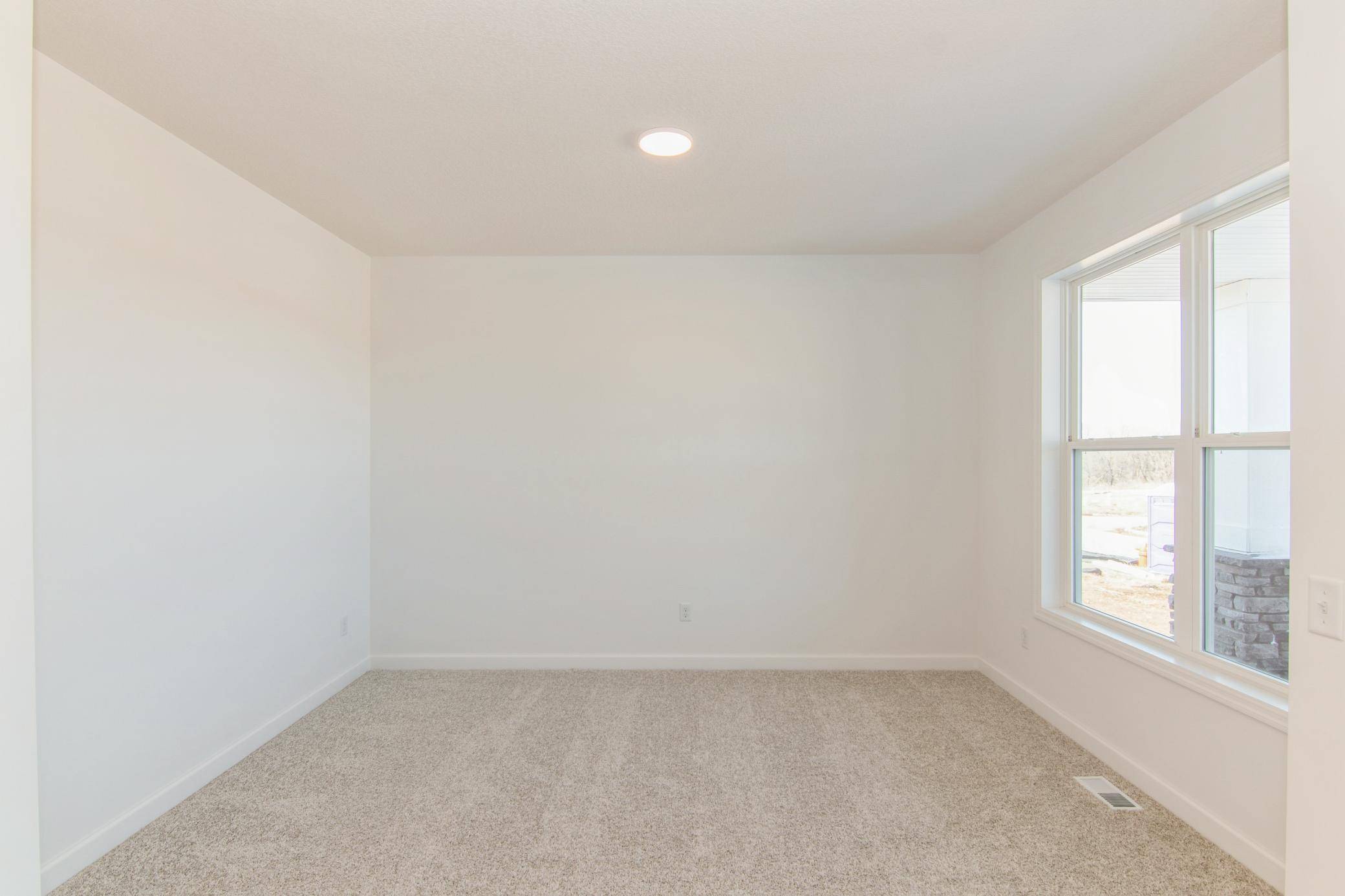Rochester, MN 55901,914 Milborne LN NW