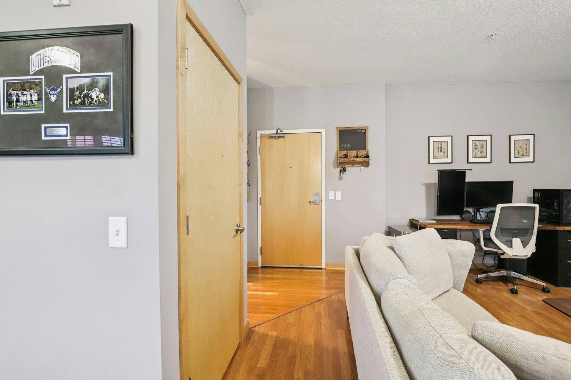 Minneapolis, MN 55407,2850 Cedar AVE S #208