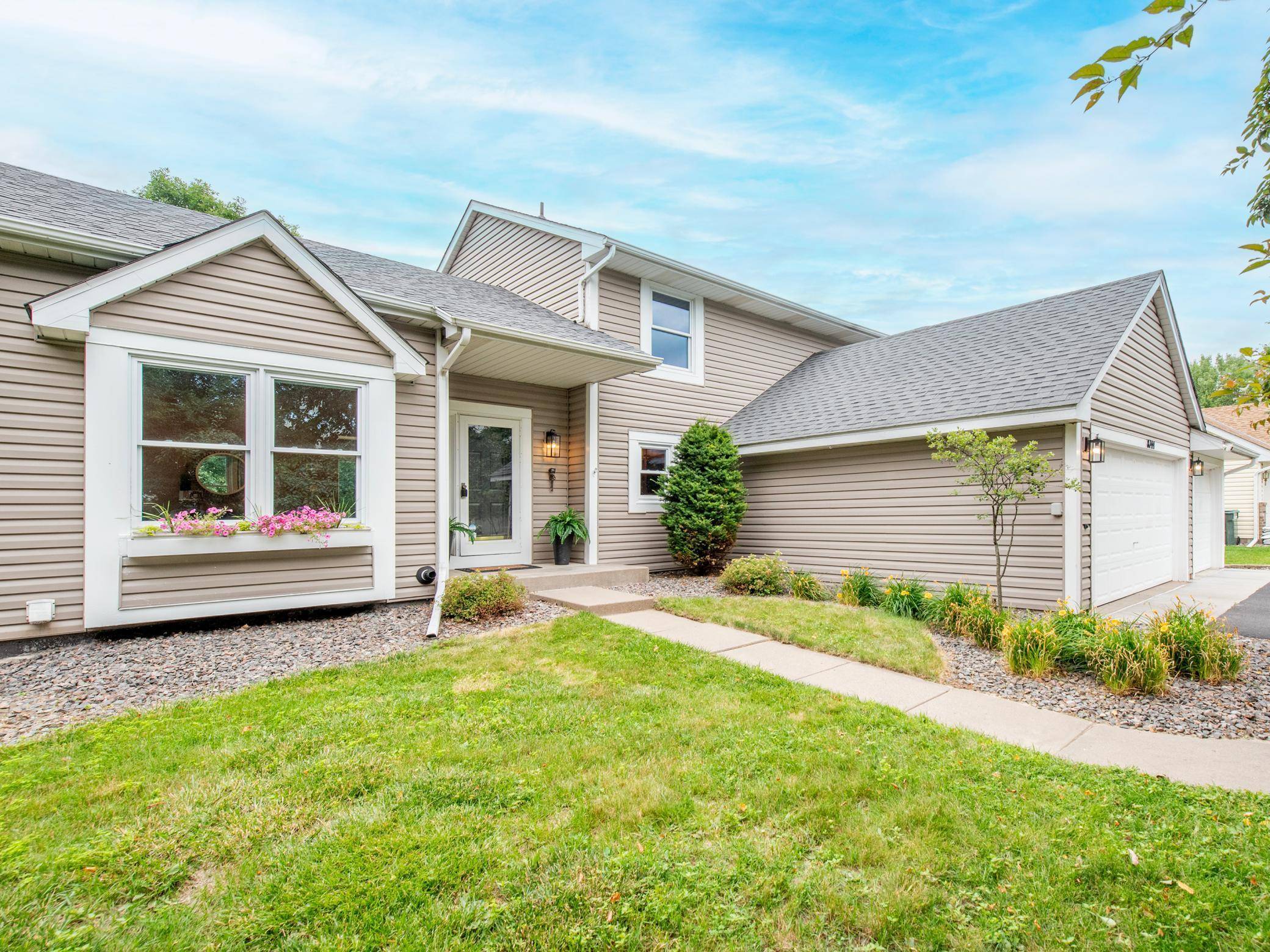 Maple Grove, MN 55369,8744 Rosewood LN N