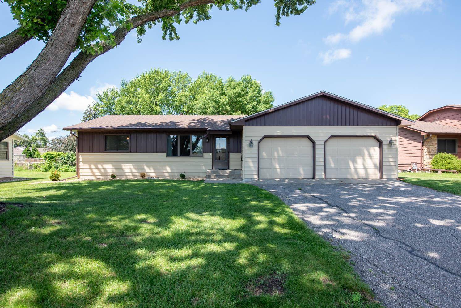 Mankato, MN 56001,608 Pfau ST