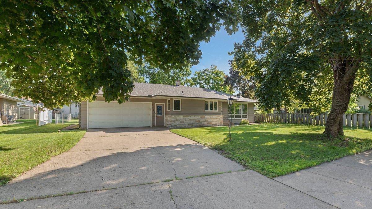 Saint Cloud, MN 56303,2405 Centennial DR