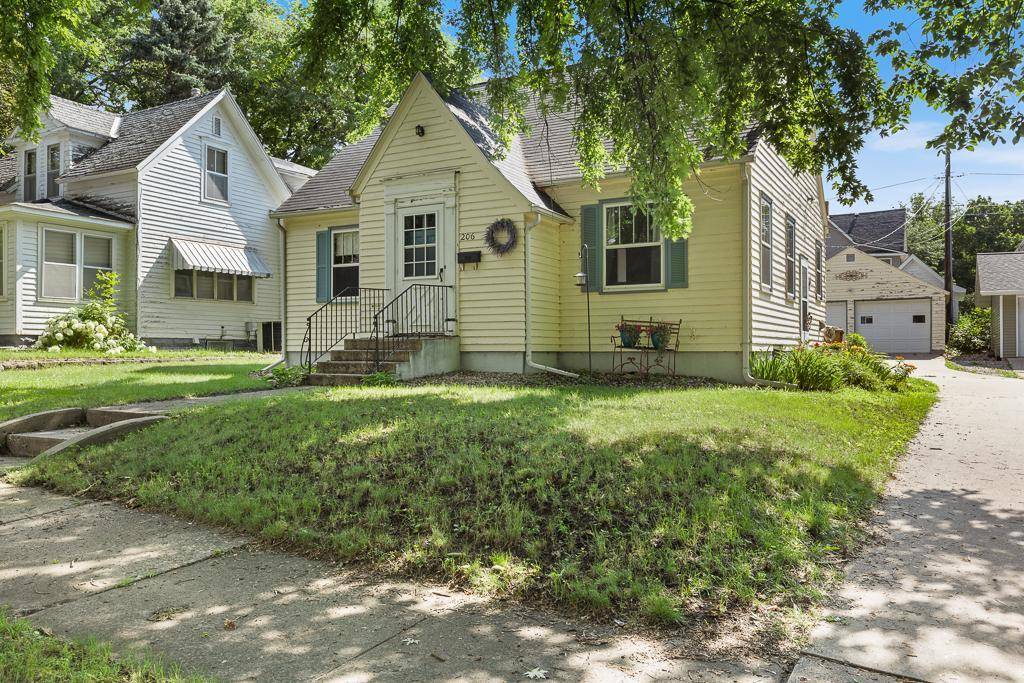 Montevideo, MN 56265,206 S 4th ST