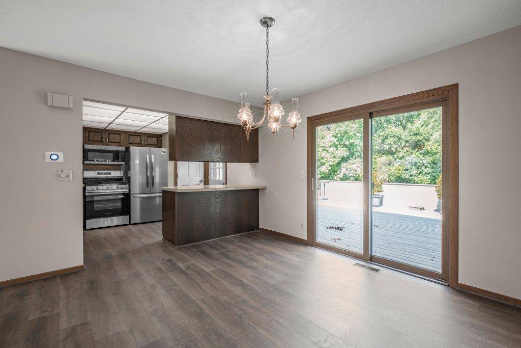 New Brighton, MN 55112,182 Windsor CT