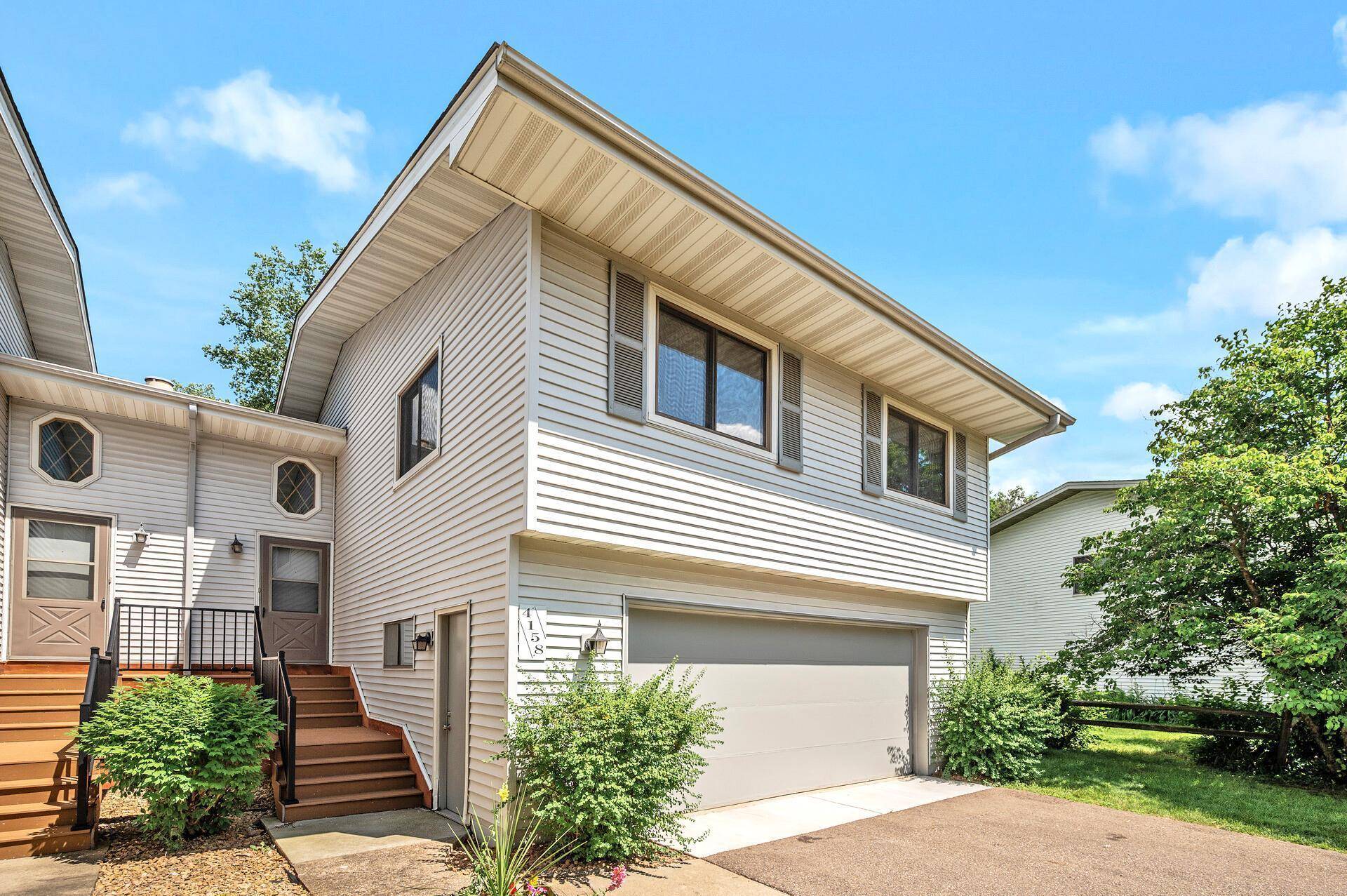 Shoreview, MN 55126,4158 Shirlee LN S