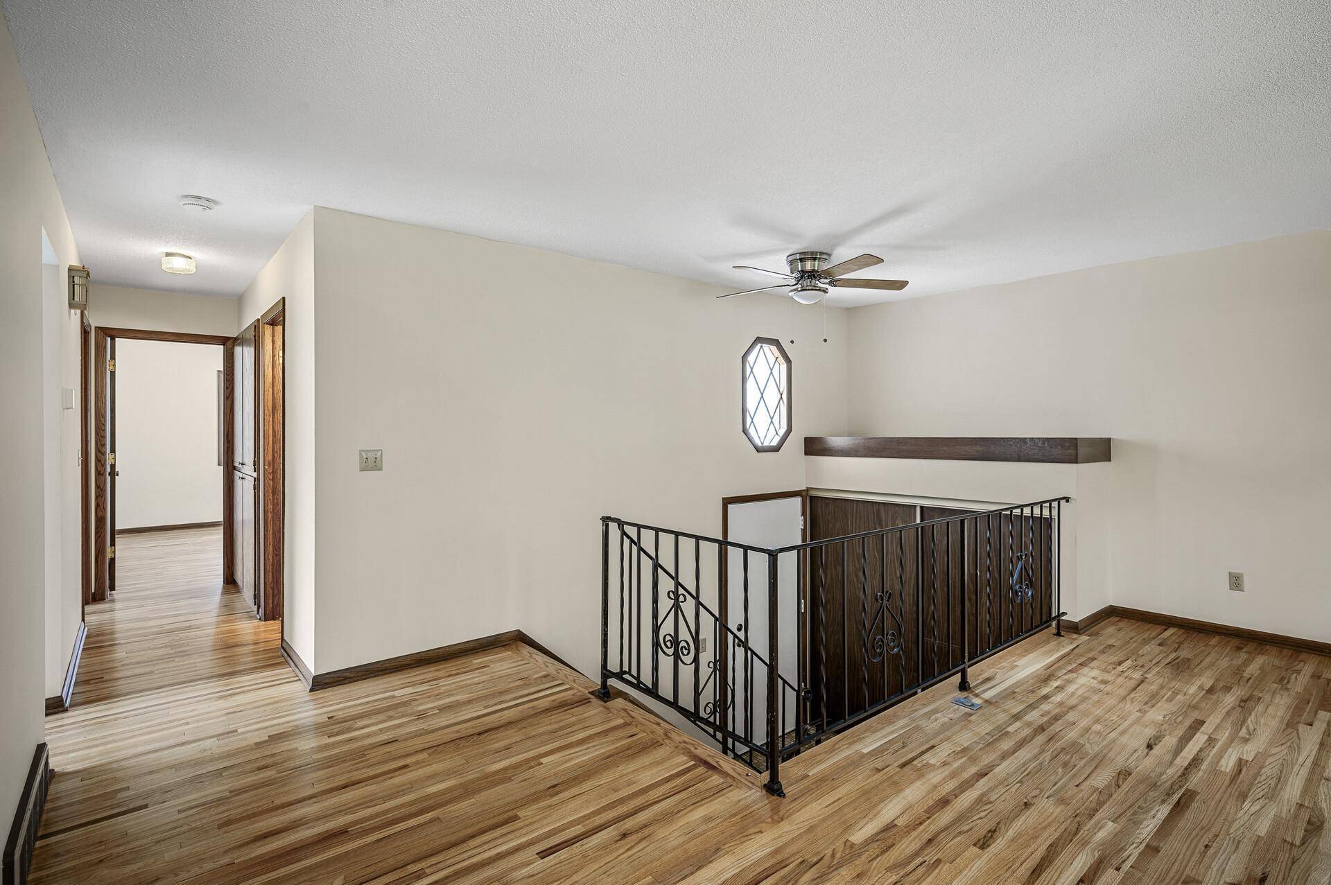 Shoreview, MN 55126,4158 Shirlee LN S