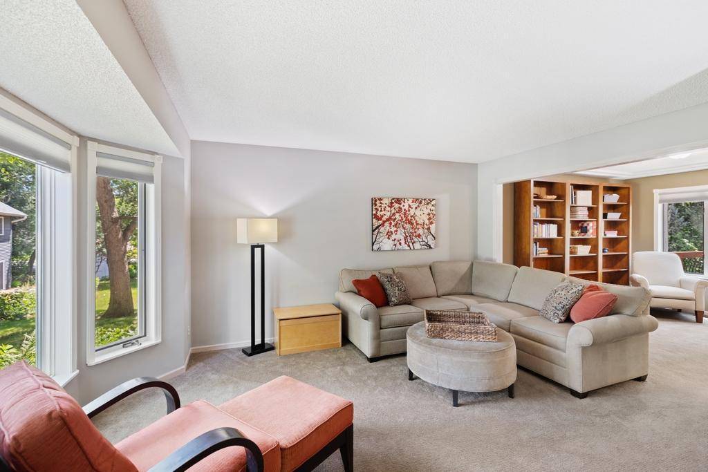 Mahtomedi, MN 55115,467 Glenmar AVE