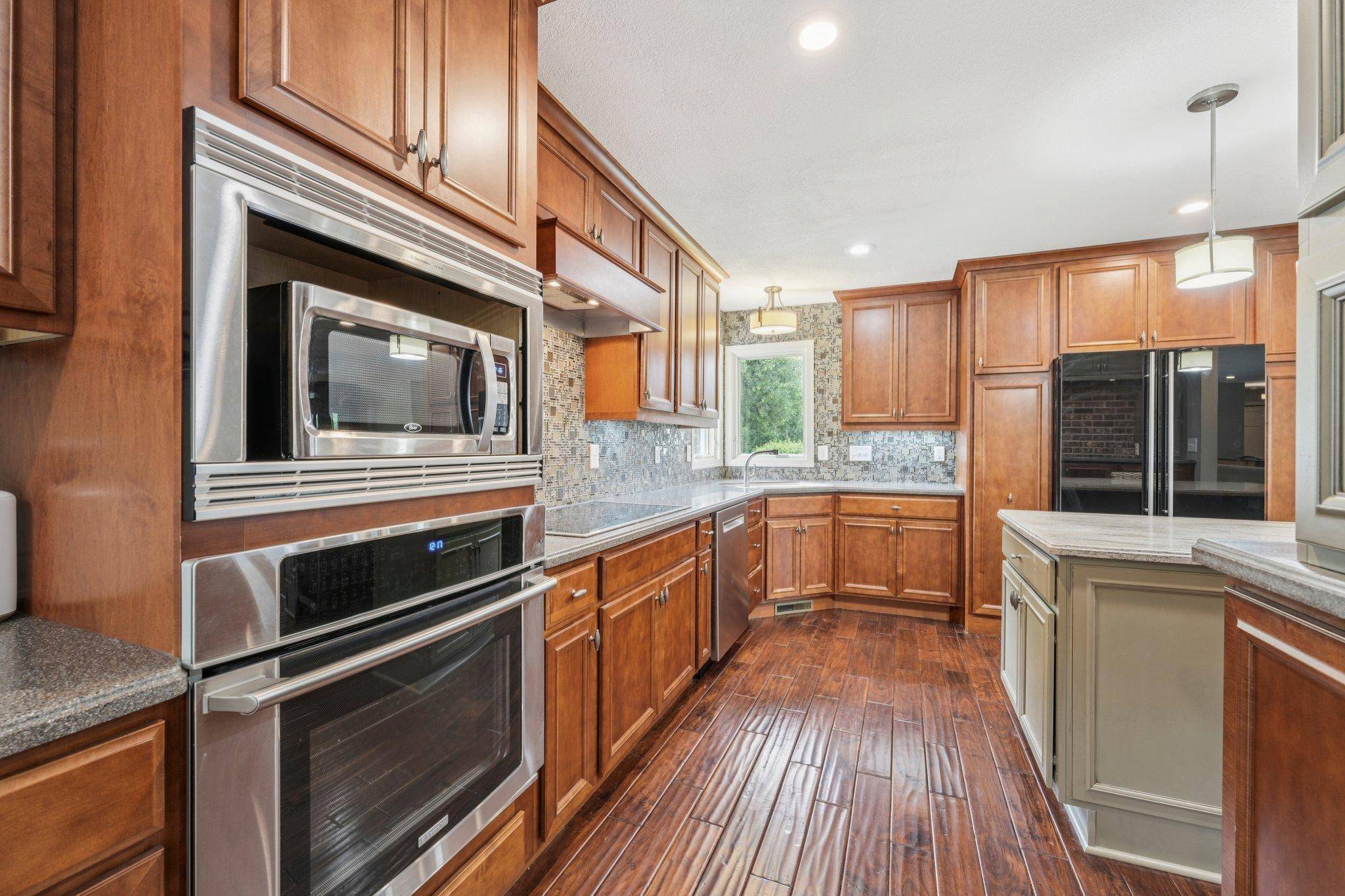 Bloomington, MN 55437,9532 Yosemite RD