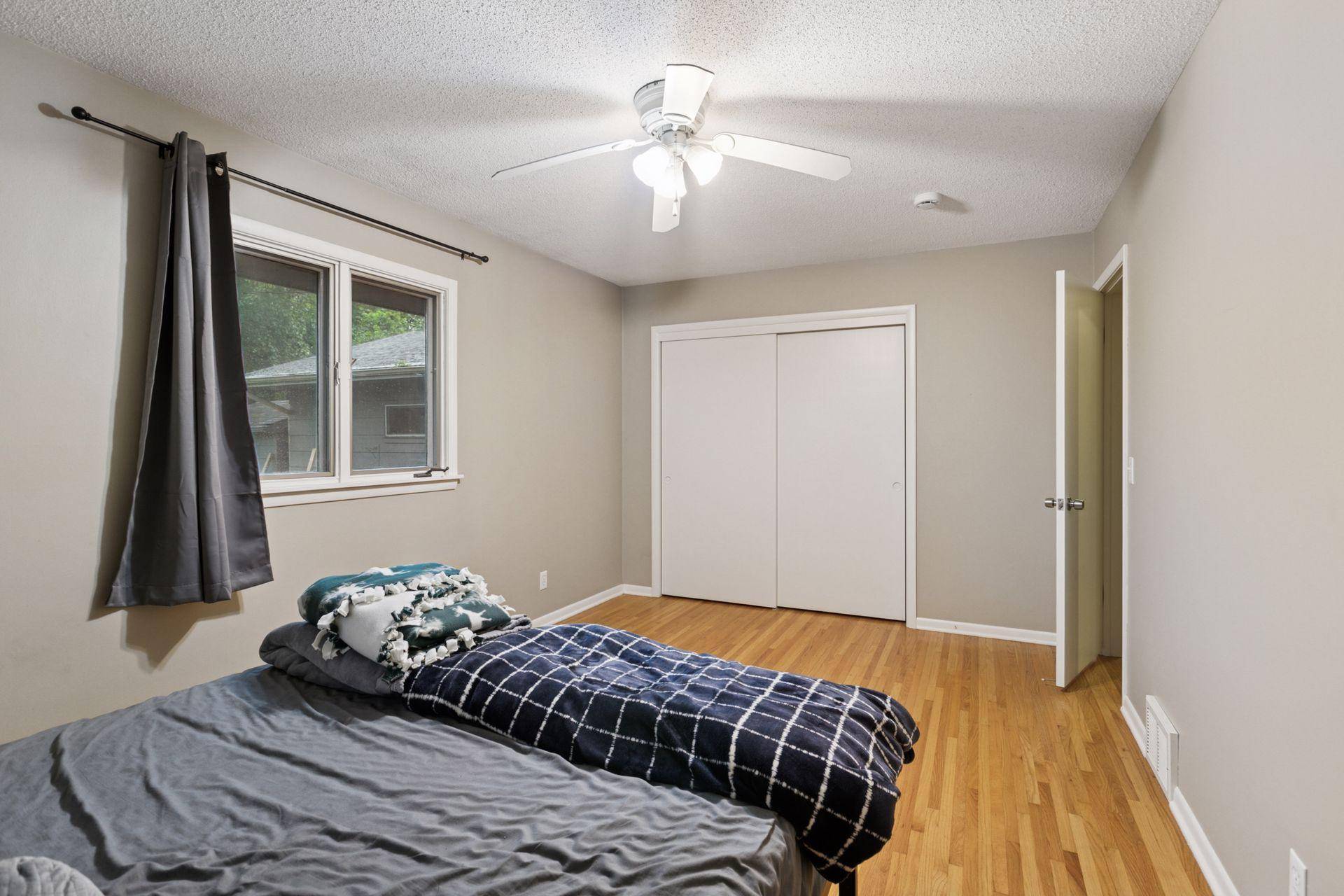 Golden Valley, MN 55427,8485 Winnetka Heights DR