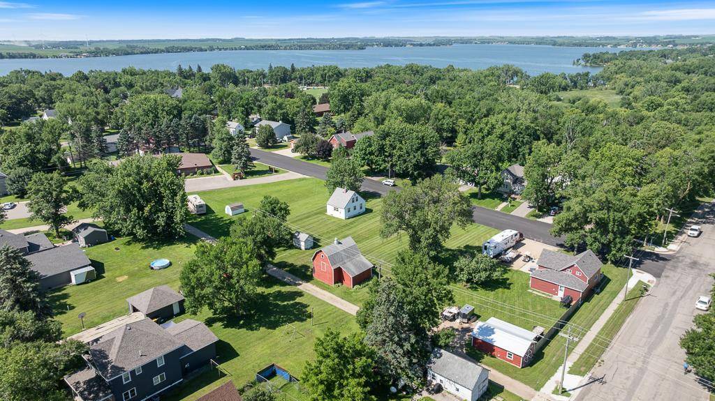 Hendricks, MN 56136,109 S Brook ST
