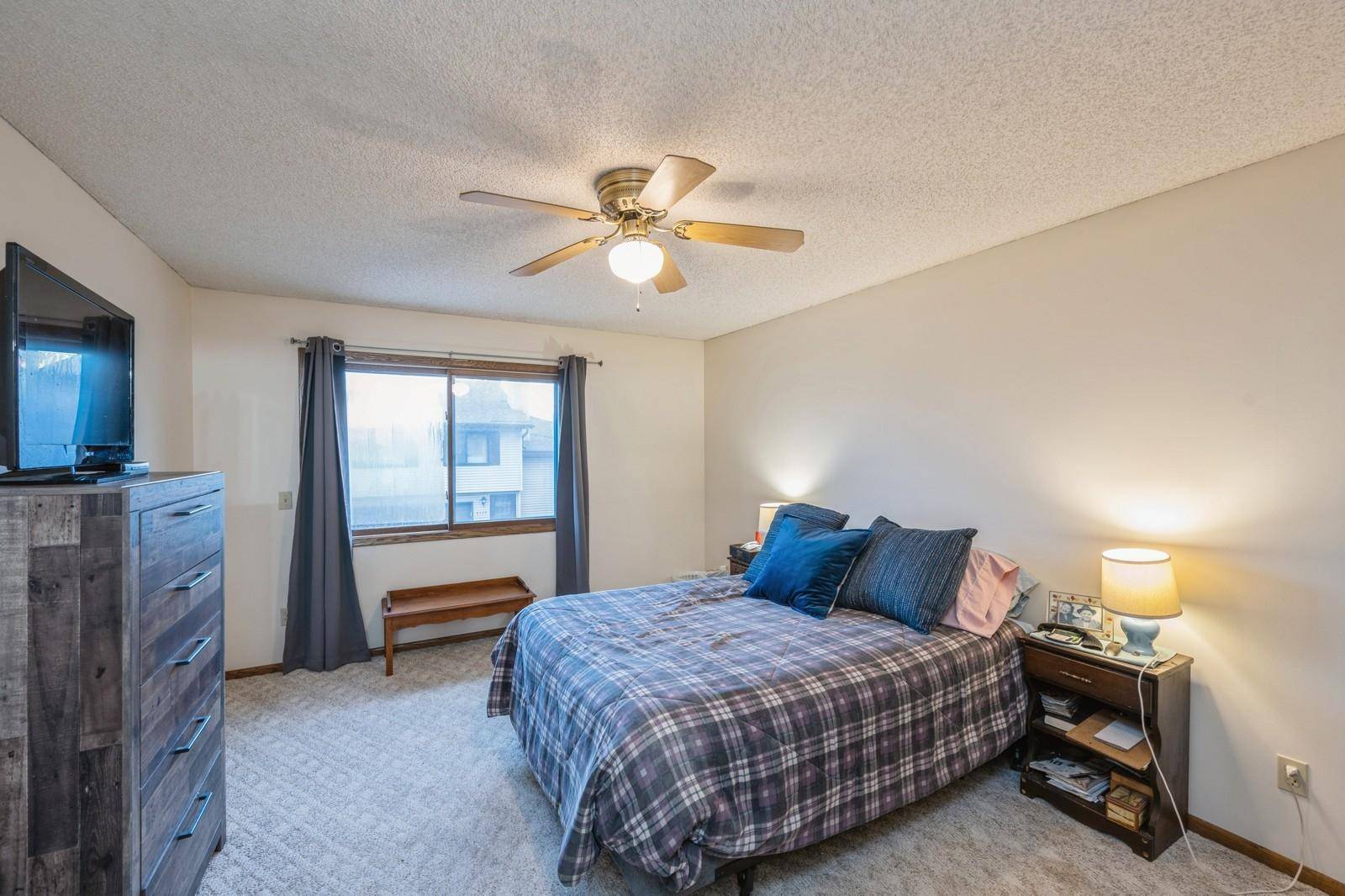 Brooklyn Park, MN 55443,8431 Toledo AVE N