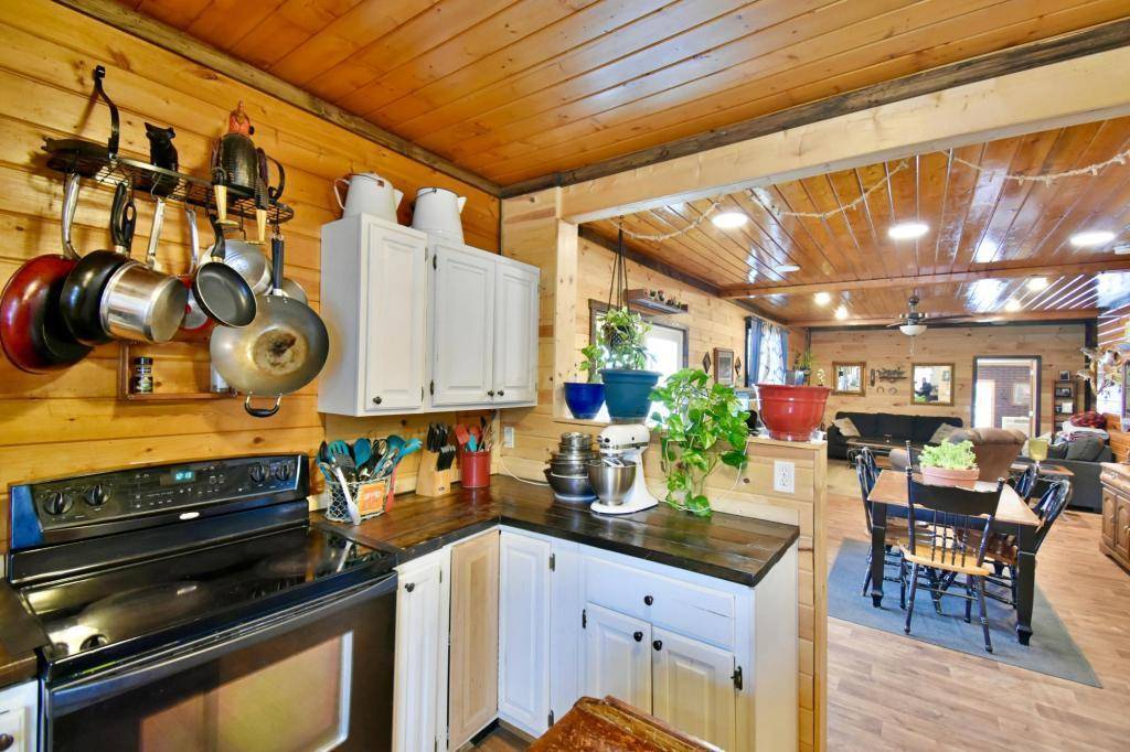 Milaca, MN 56353,23182 US Highway 169