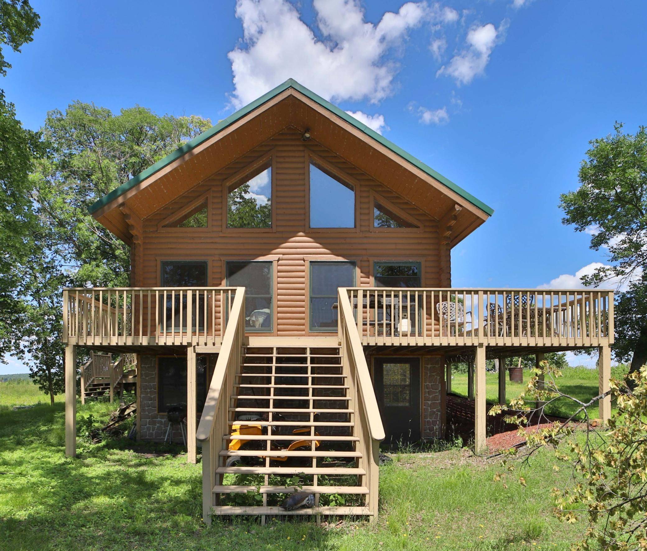 Walker, MN 56484,10538 Minnesota Island LNDG NW