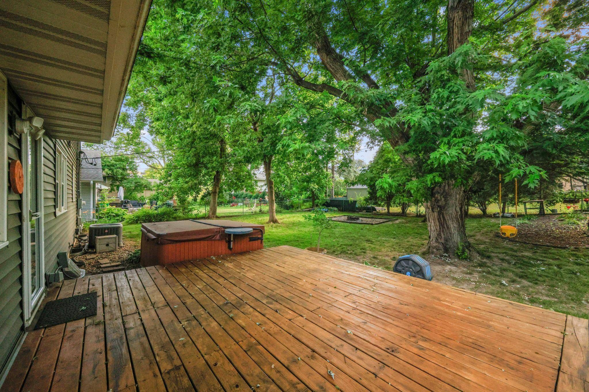 Crystal, MN 55427,2917 Edgewood AVE N