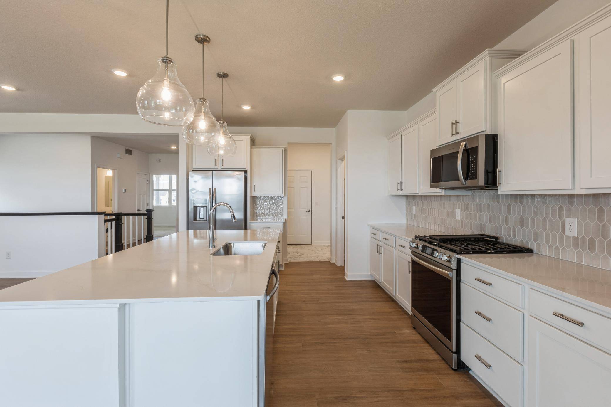 Blaine, MN 55449,13284 Hupp CT NE