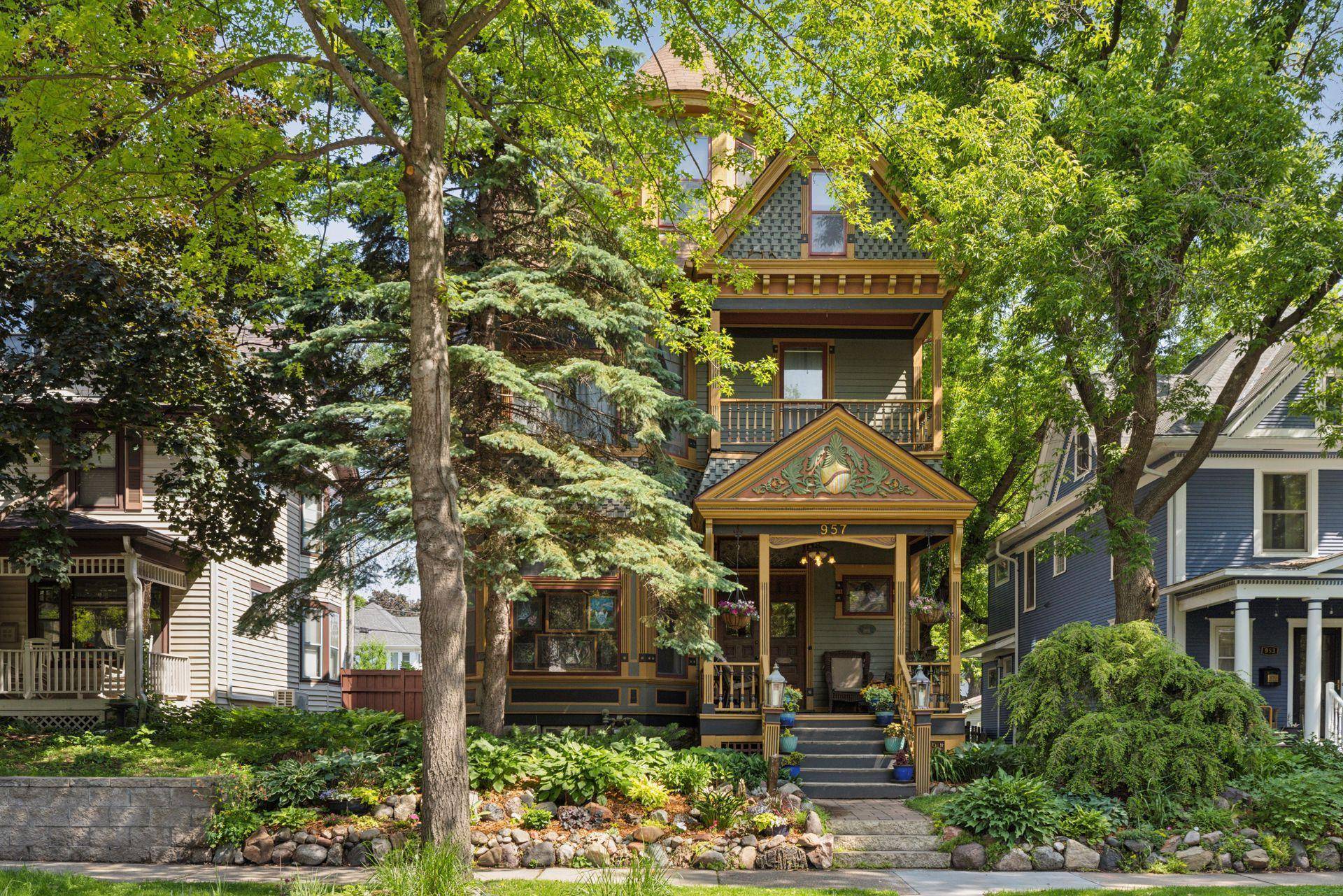 Saint Paul, MN 55104,957 Ashland AVE