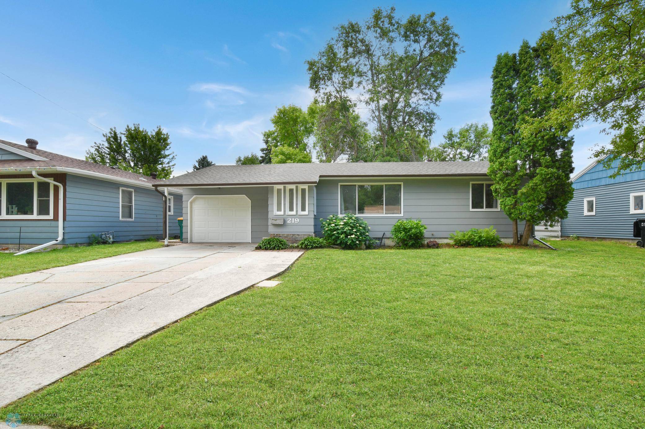 West Fargo, ND 58078,219 10th AVE E