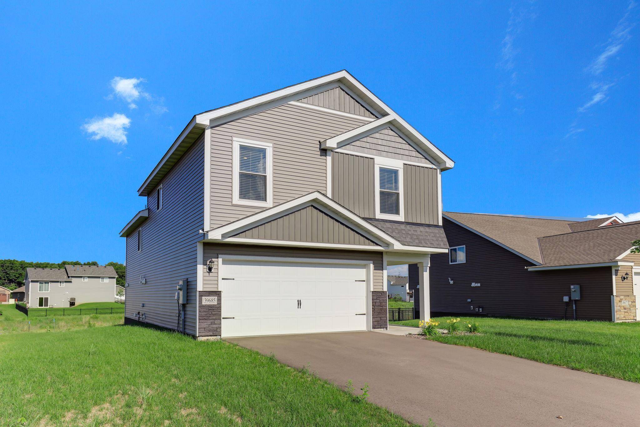 North Branch, MN 55056,39685 Fallbrook AVE