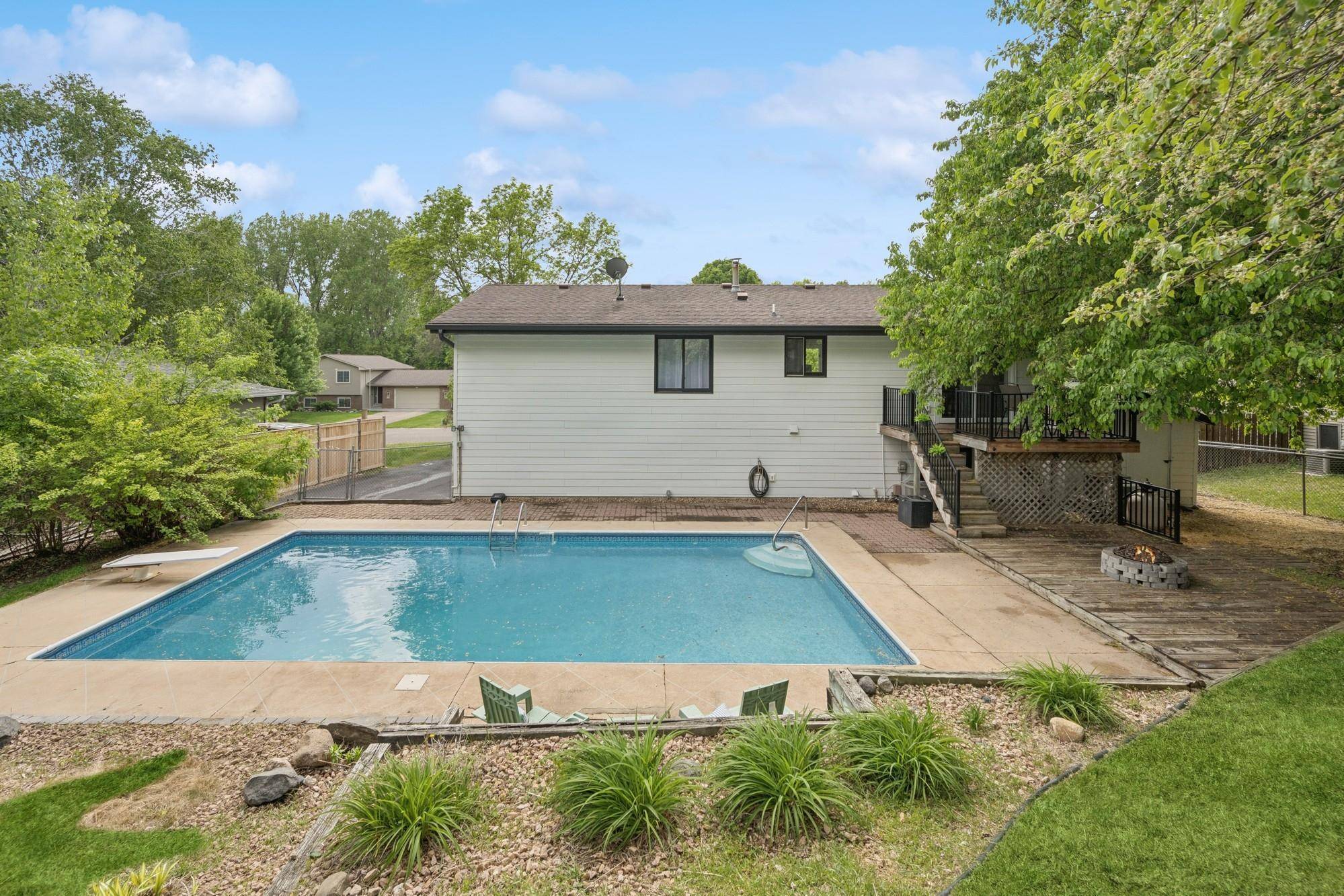 Plymouth, MN 55446,3870 Harbor LN N