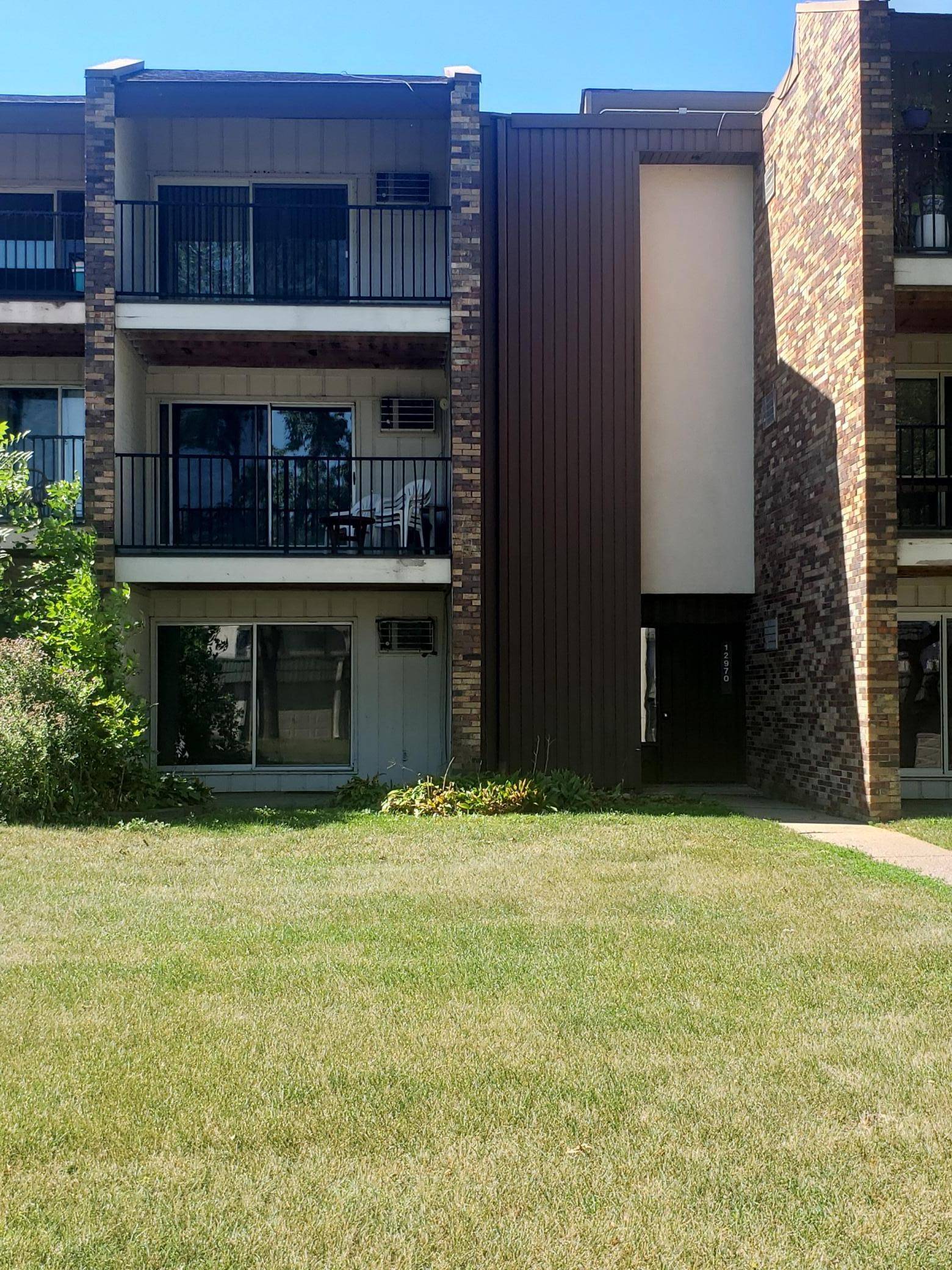 Burnsville, MN 55337,12970 Nicollet AVE #302