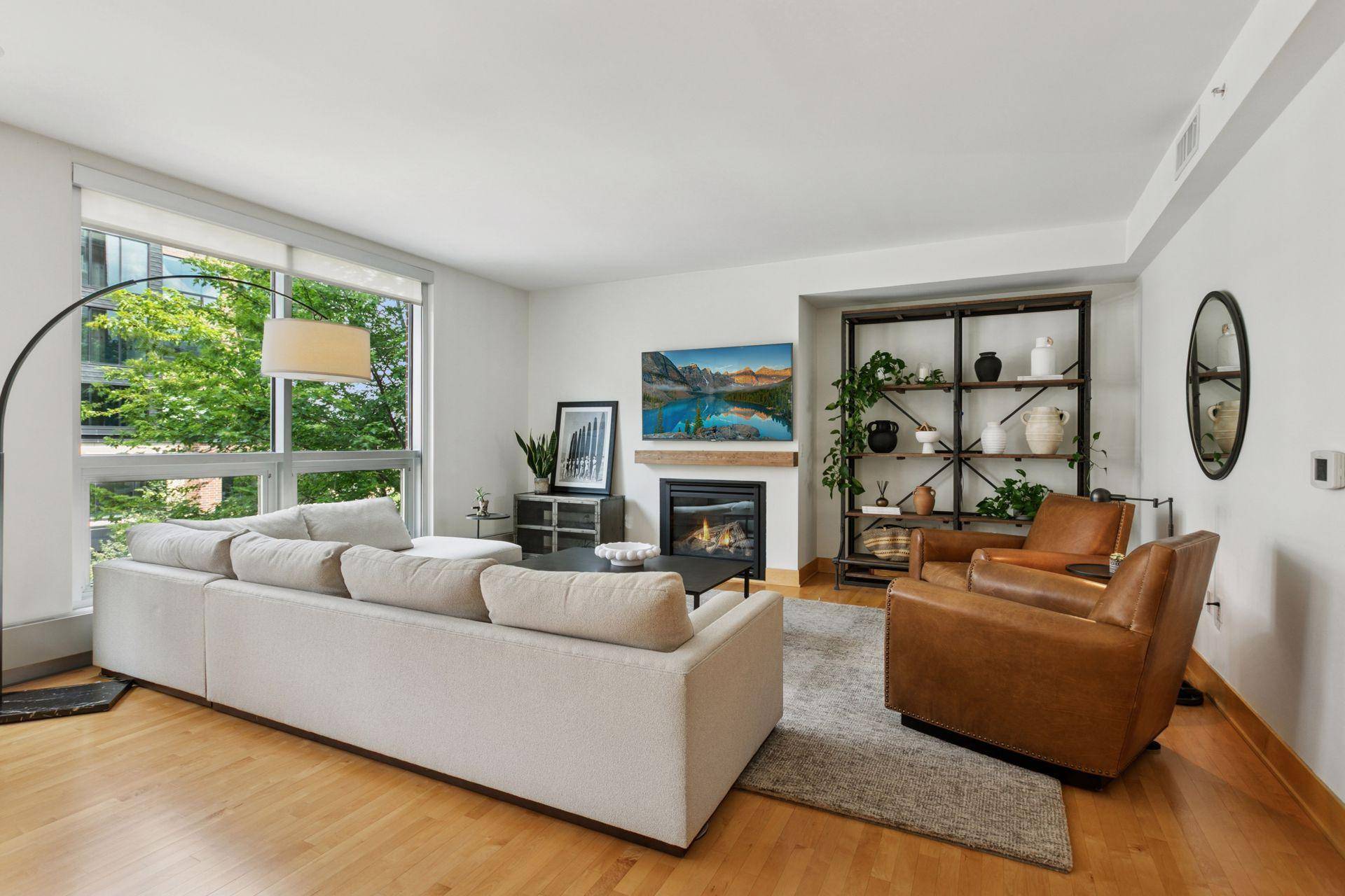 Minneapolis, MN 55414,222 2nd ST SE #509