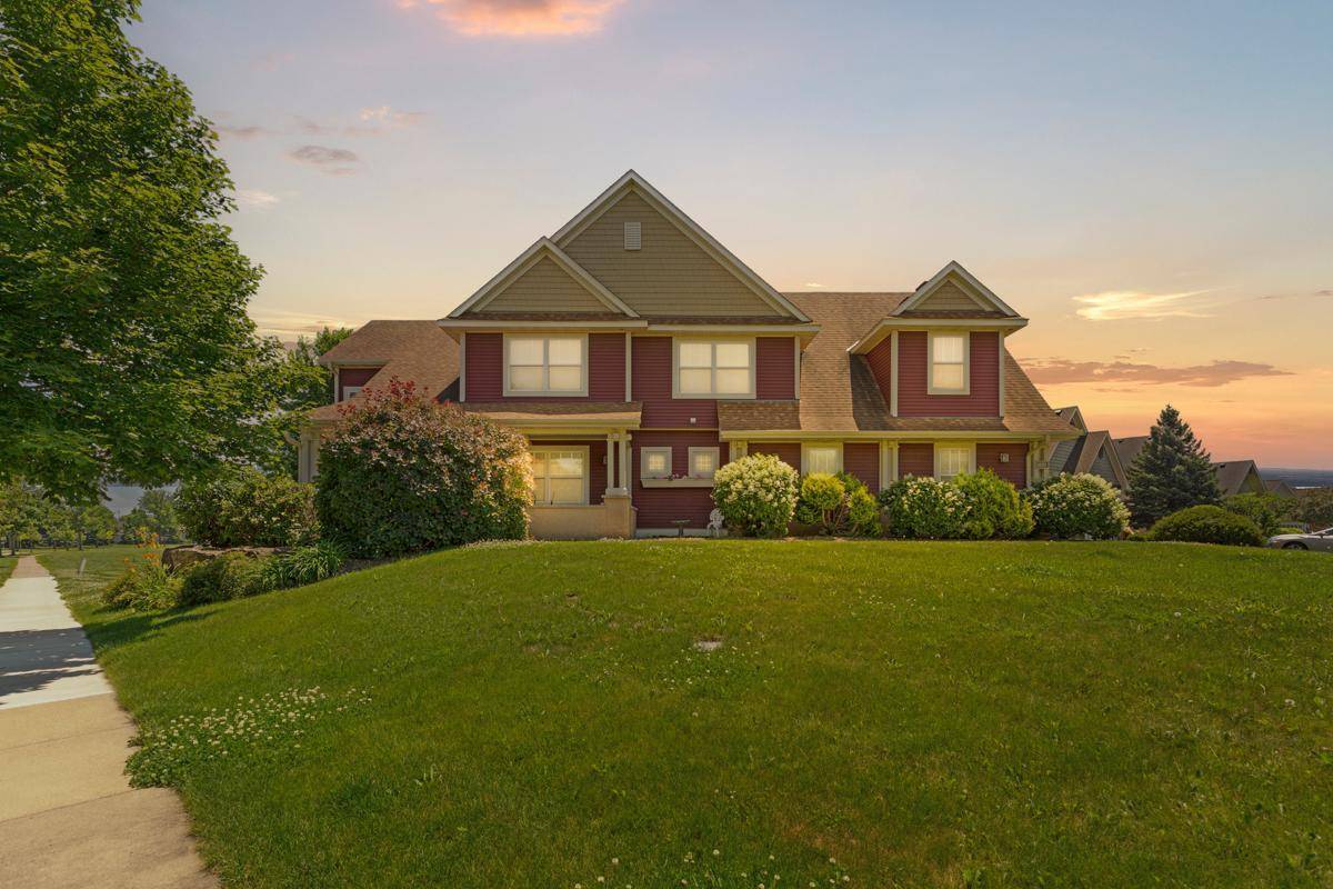 Northfield, MN 55057,1706 Cannon Valley DR