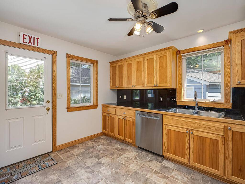 Circle Pines, MN 55014,44 Center RD