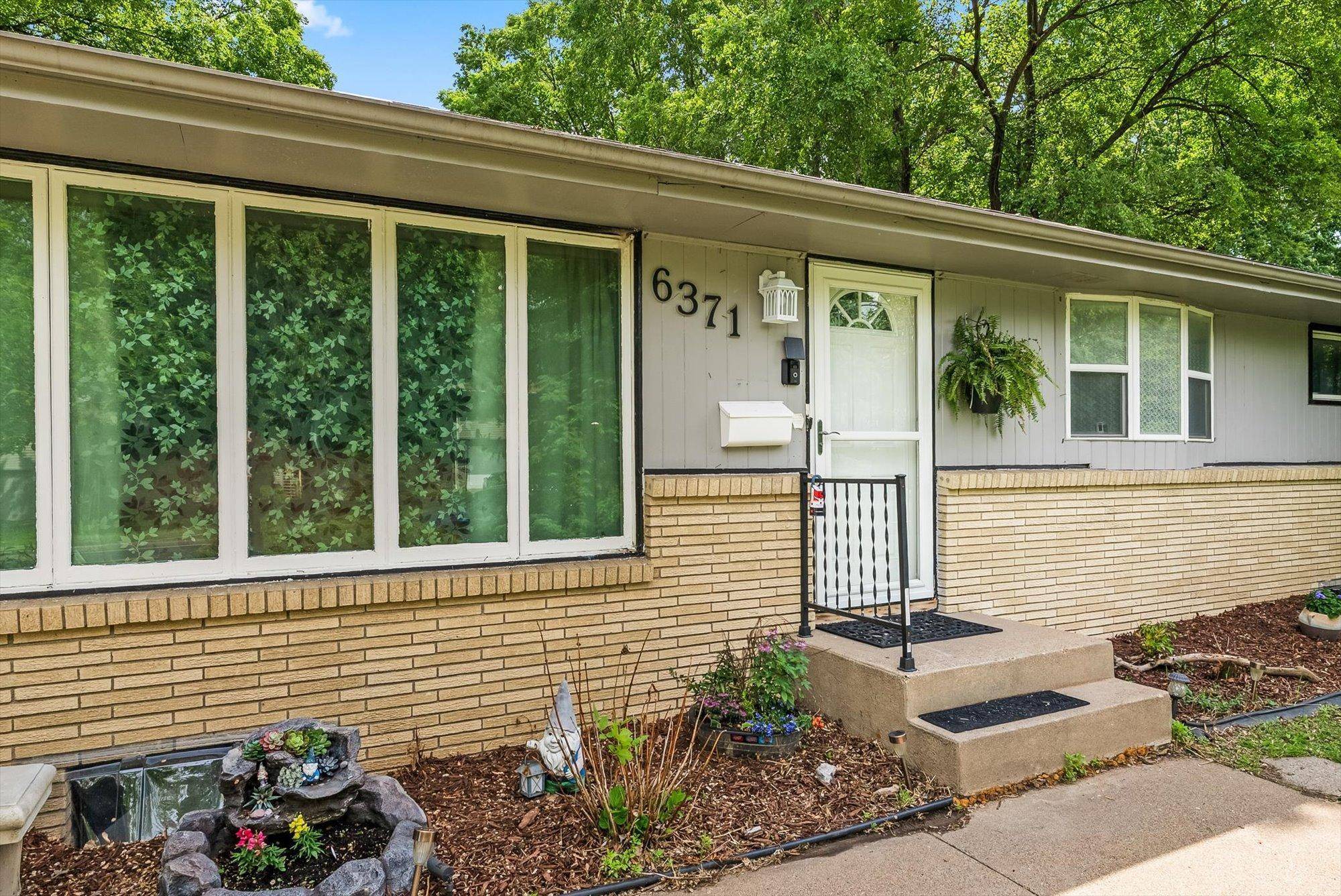 Fridley, MN 55432,6371 7th ST NE