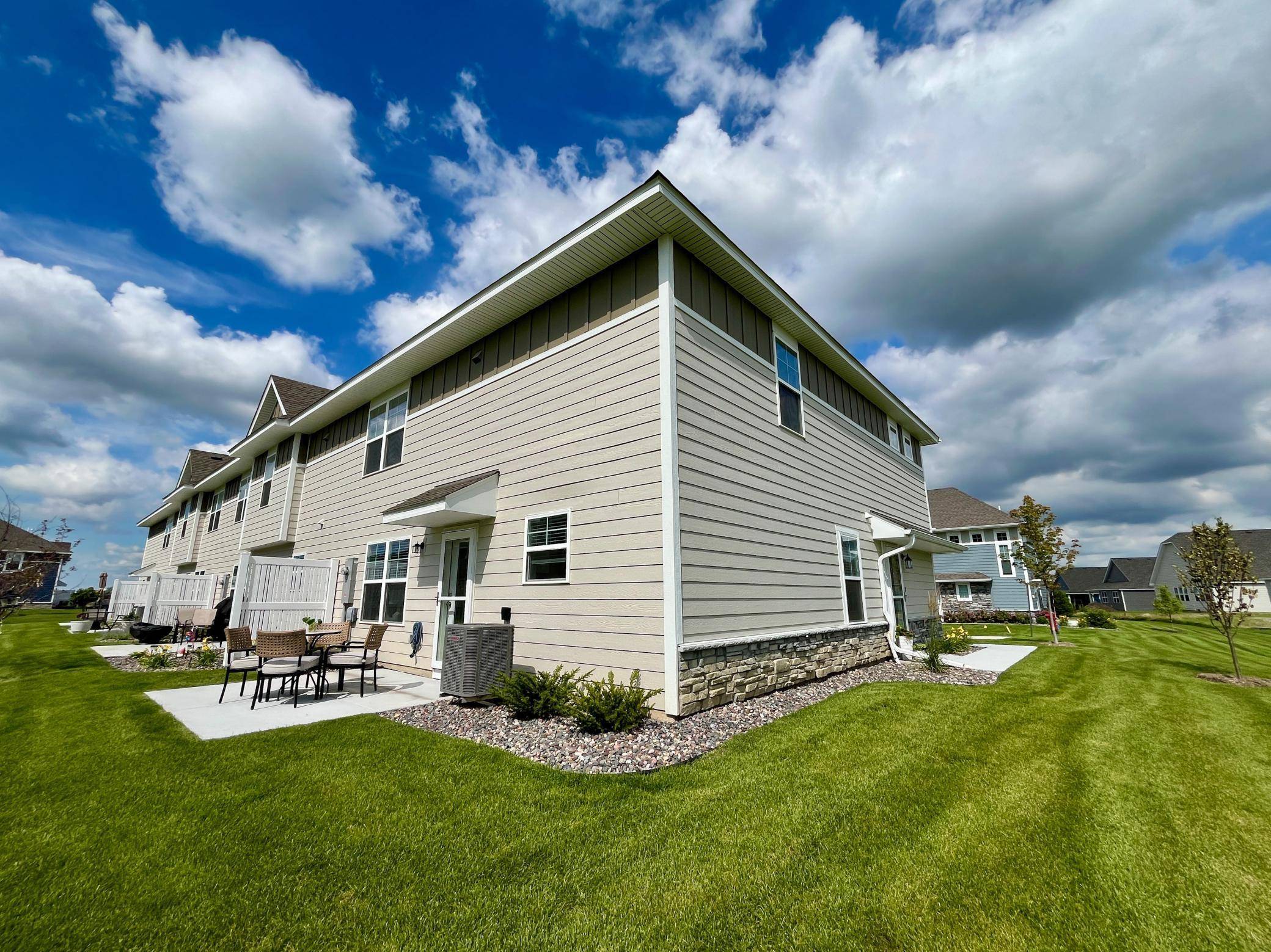 Dayton, MN 55369,Address not disclosed