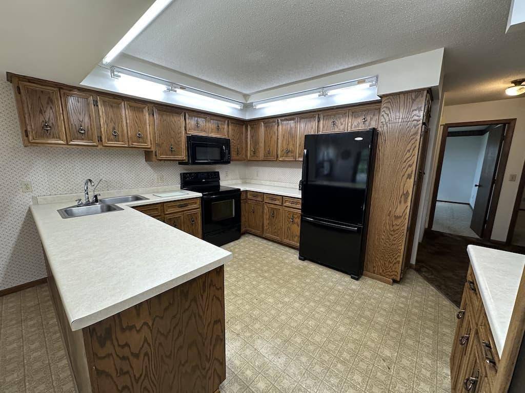 Saint Martin, MN 56376,163 West ST